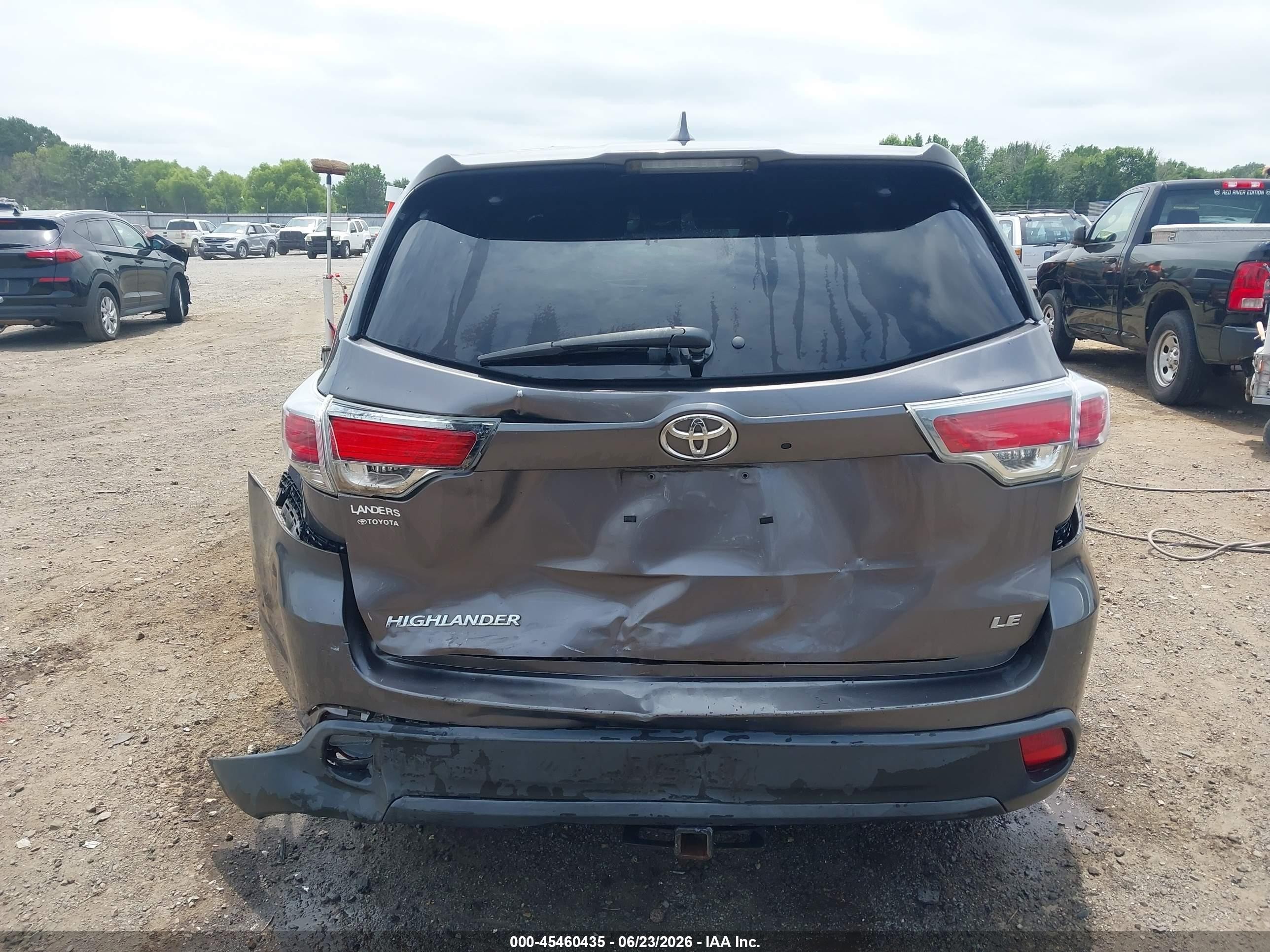 2015 Toyota Highlander Le Plus V6 Gray vin: 5TDZKRFH3FS086817