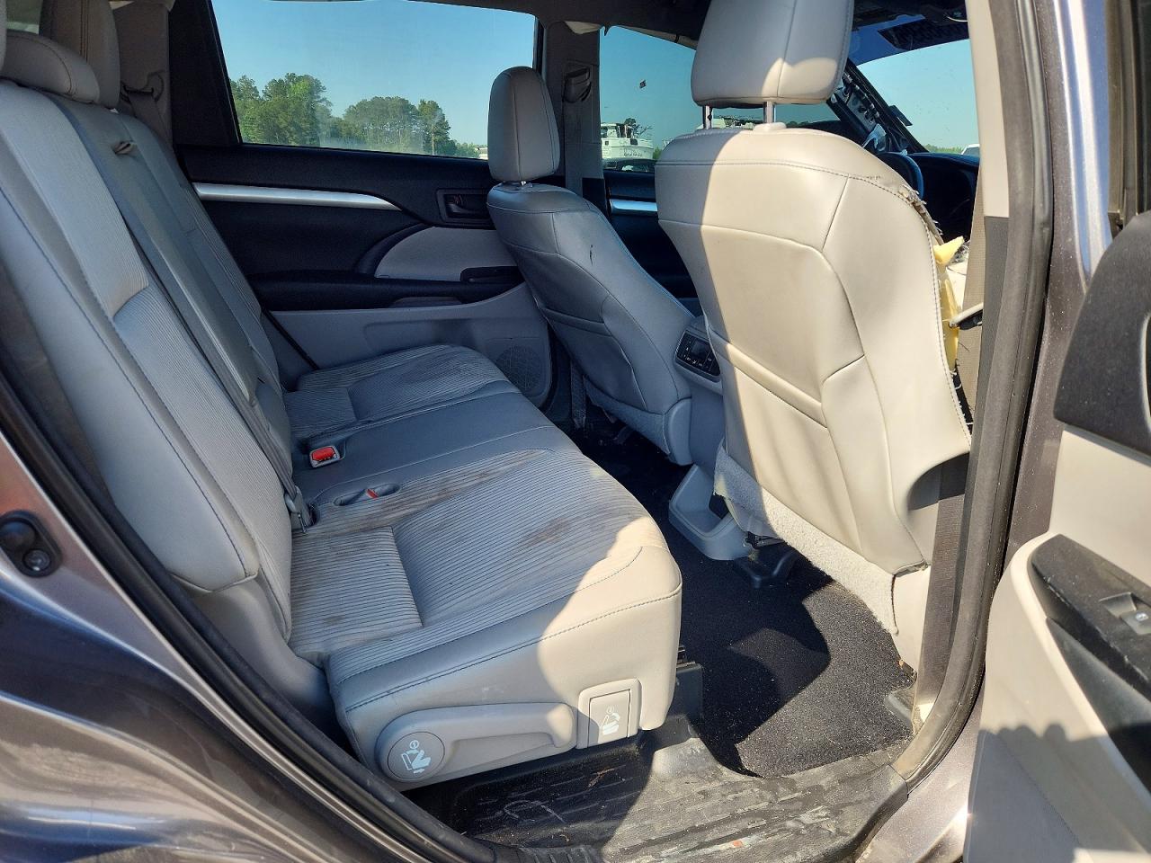 2015 Toyota Highlander Le Plus Gray vin: 5TDZKRFH4FS093260