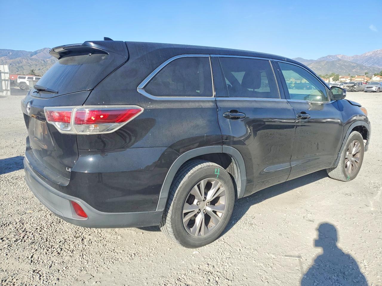 2015 Toyota Highlander Le Plus Black vin: 5TDZKRFH4FS107934