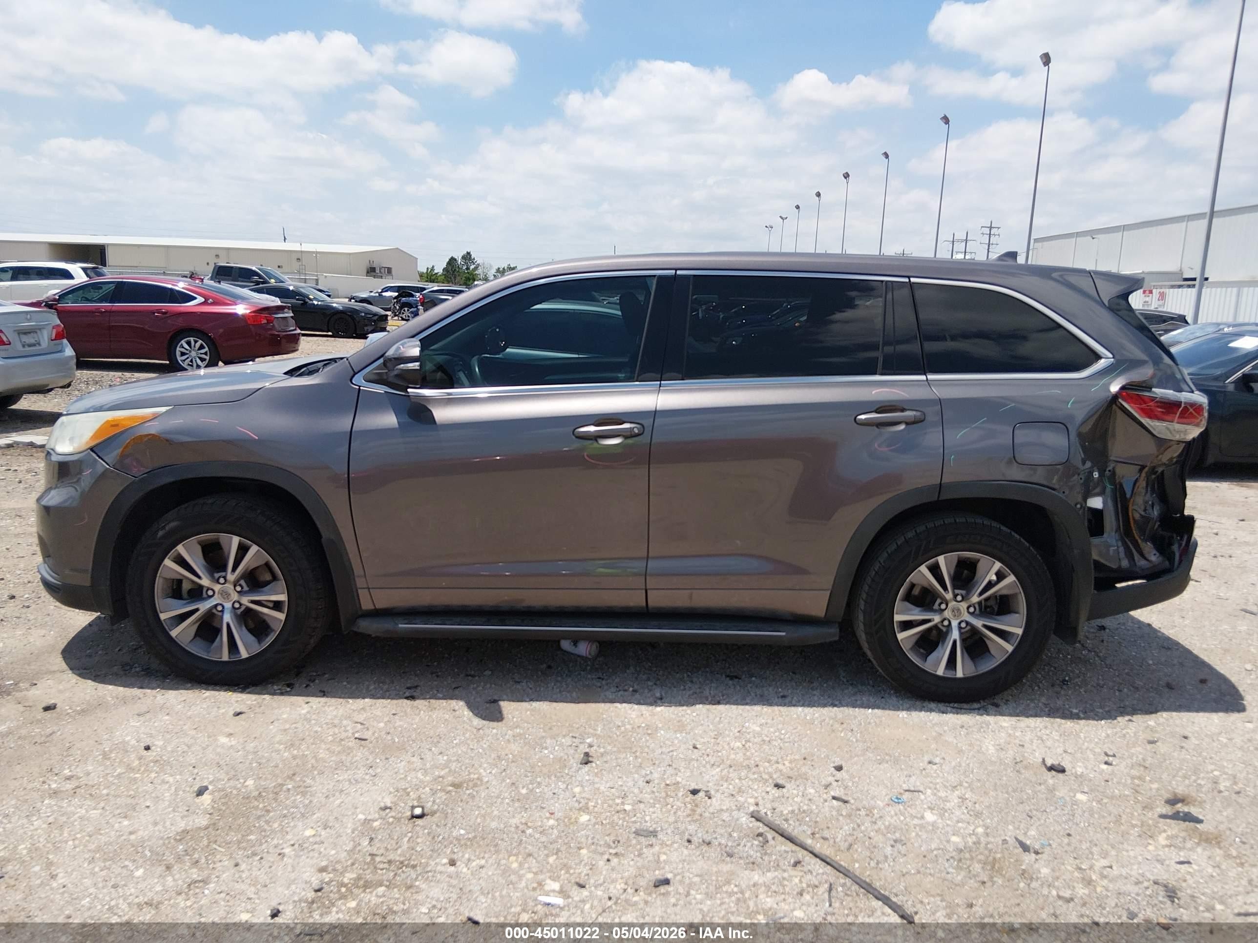 2014 Toyota Highlander Le Plus V6 Gray vin: 5TDZKRFH5ES030361