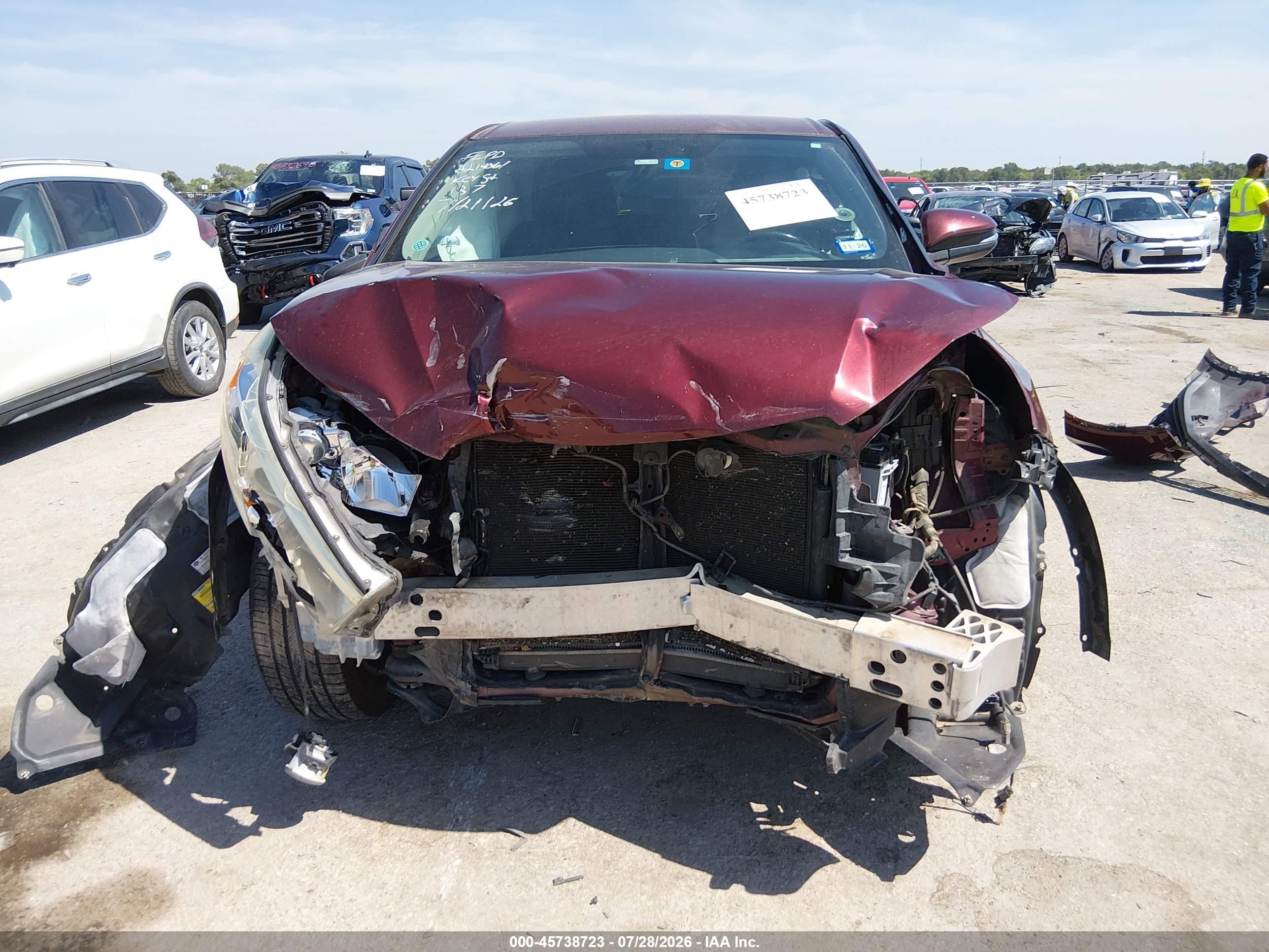 2014 Toyota Highlander Le Plus V6 Red vin: 5TDZKRFH5ES032188