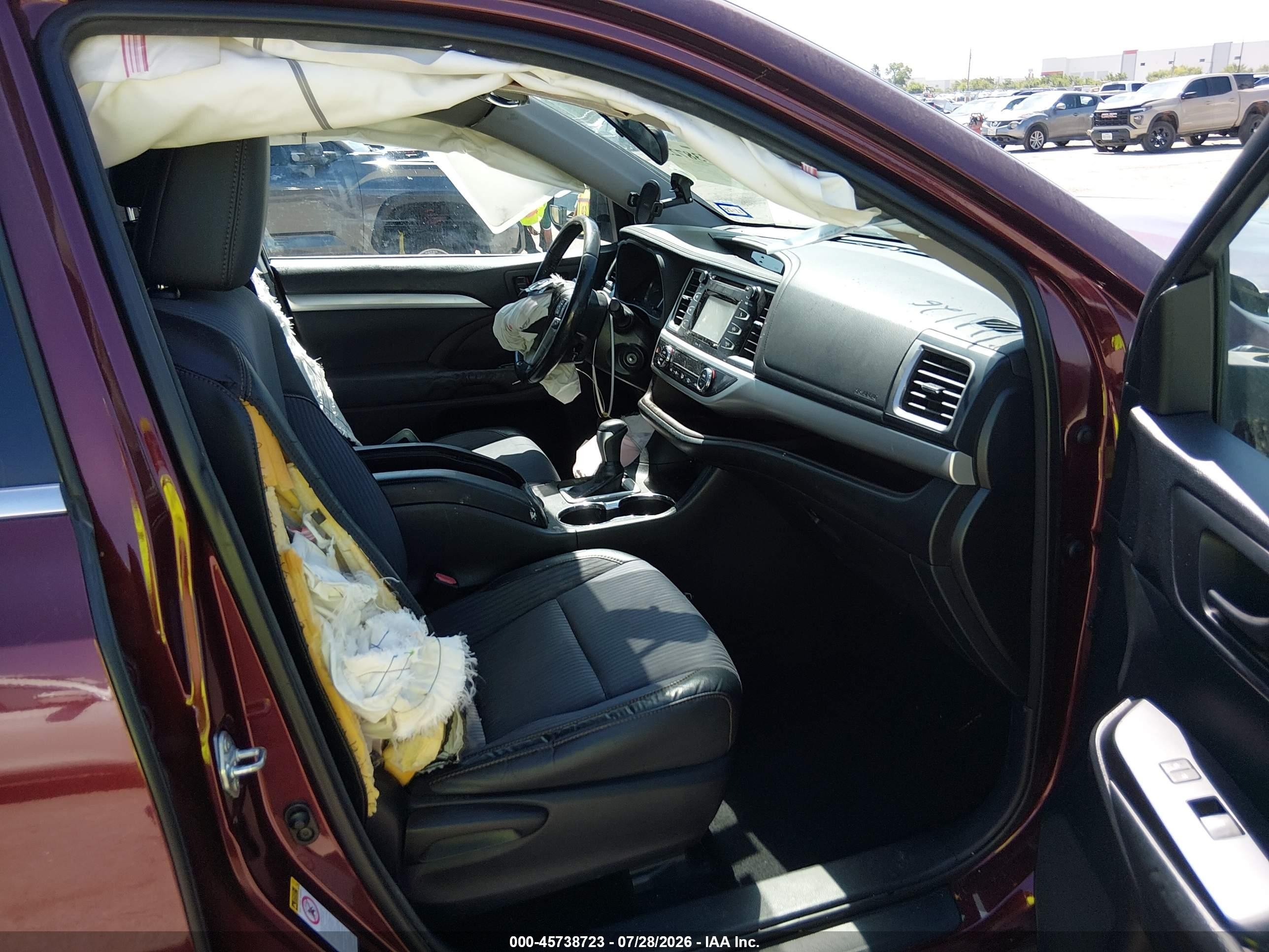2014 Toyota Highlander Le Plus V6 Red vin: 5TDZKRFH5ES032188