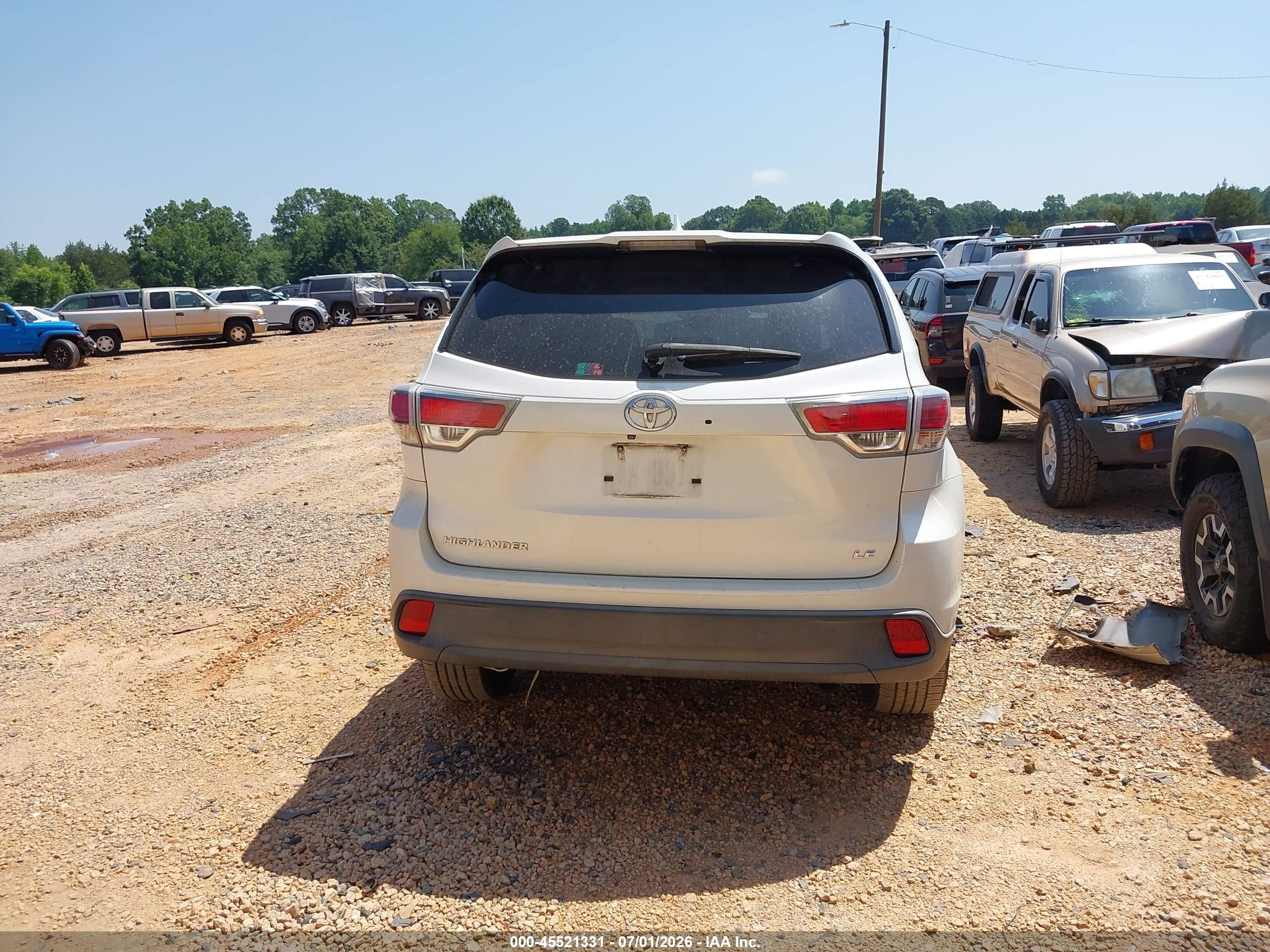 2015 Toyota Highlander Le Plus V6 Белый vin: 5TDZKRFH5FS079903