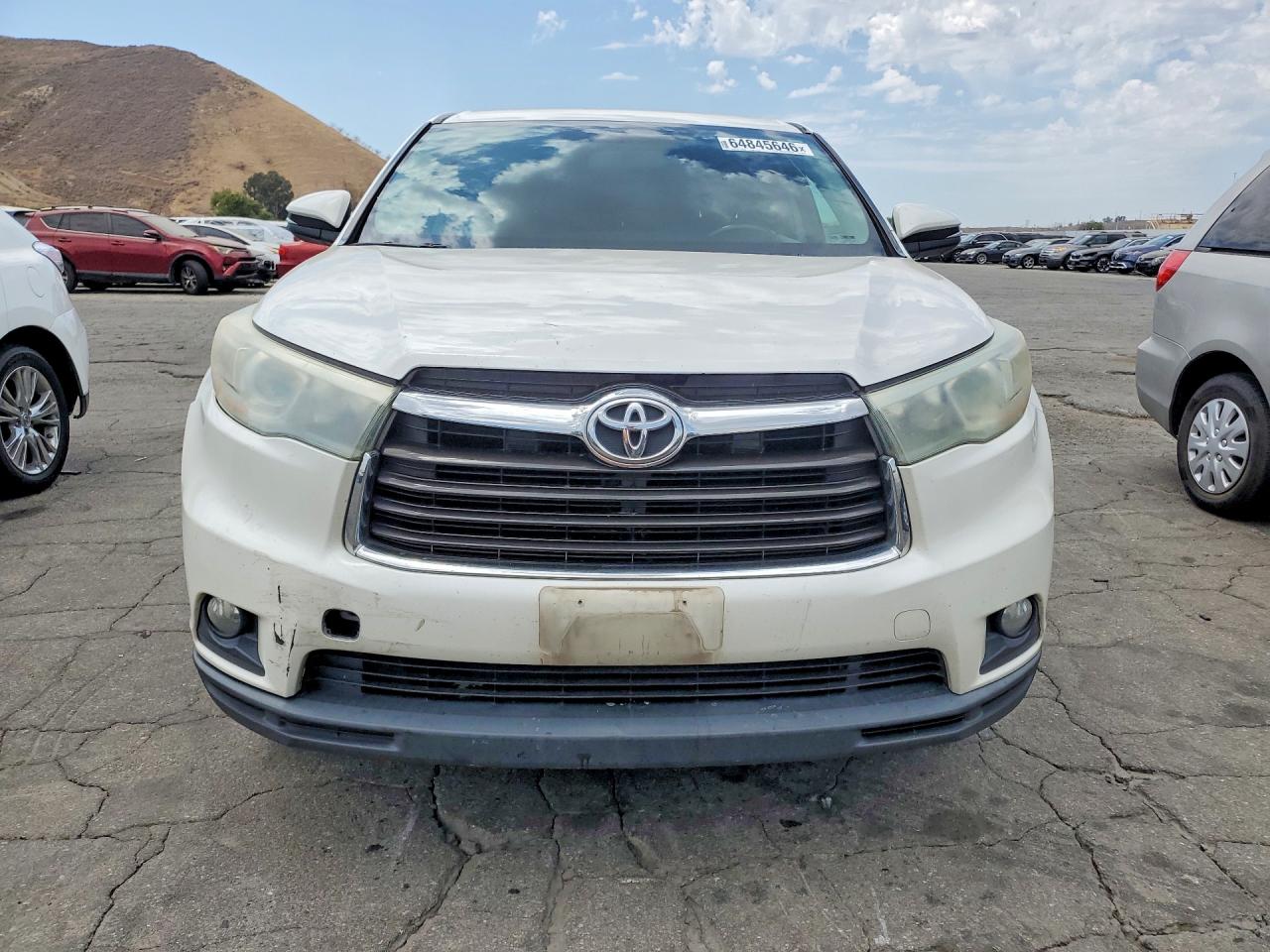 2015 Toyota Highlander Le Plus White vin: 5TDZKRFH5FS081098