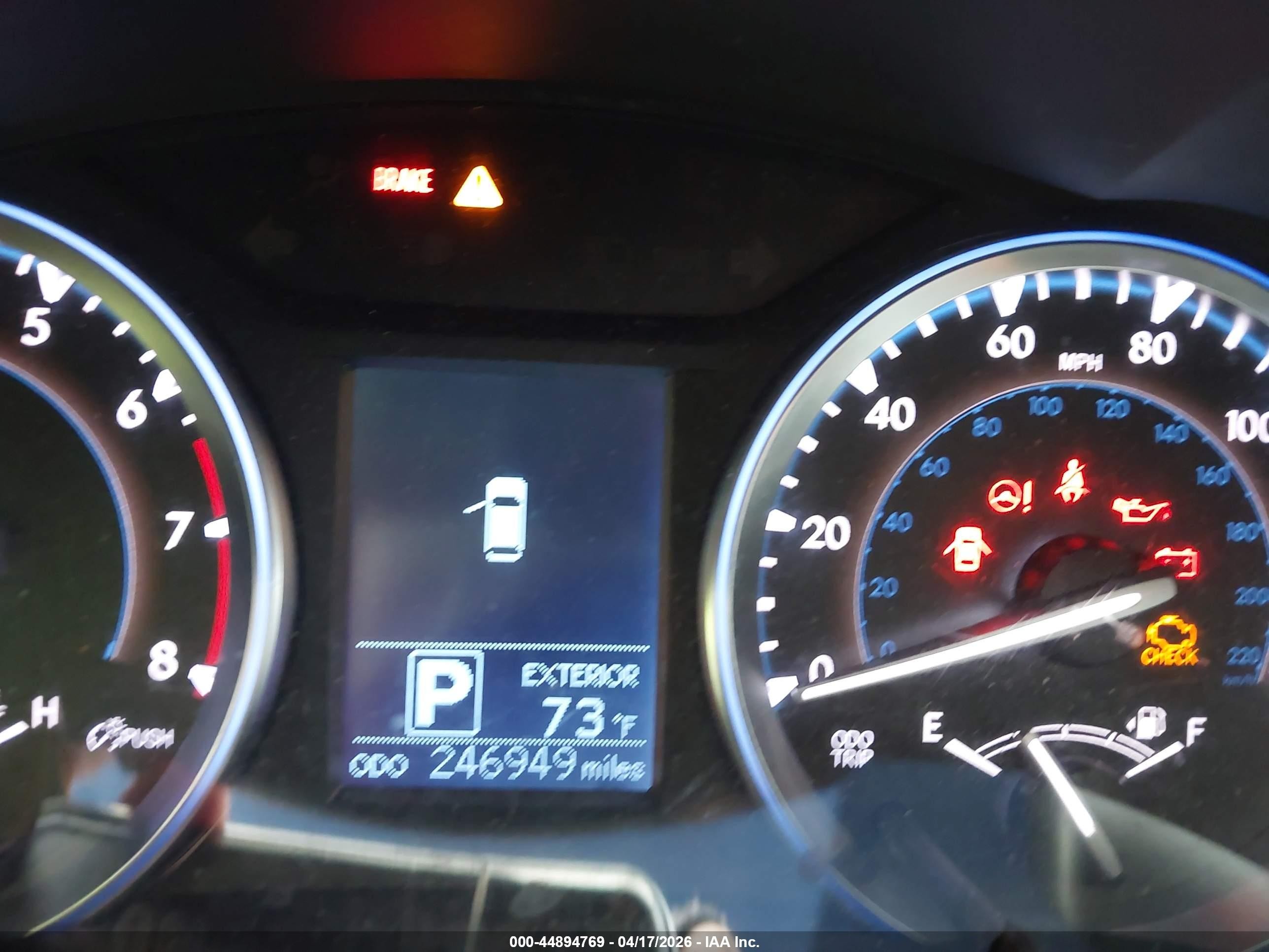 2015 Toyota Highlander Le Plus V6 Серый vin: 5TDZKRFH6FS064410