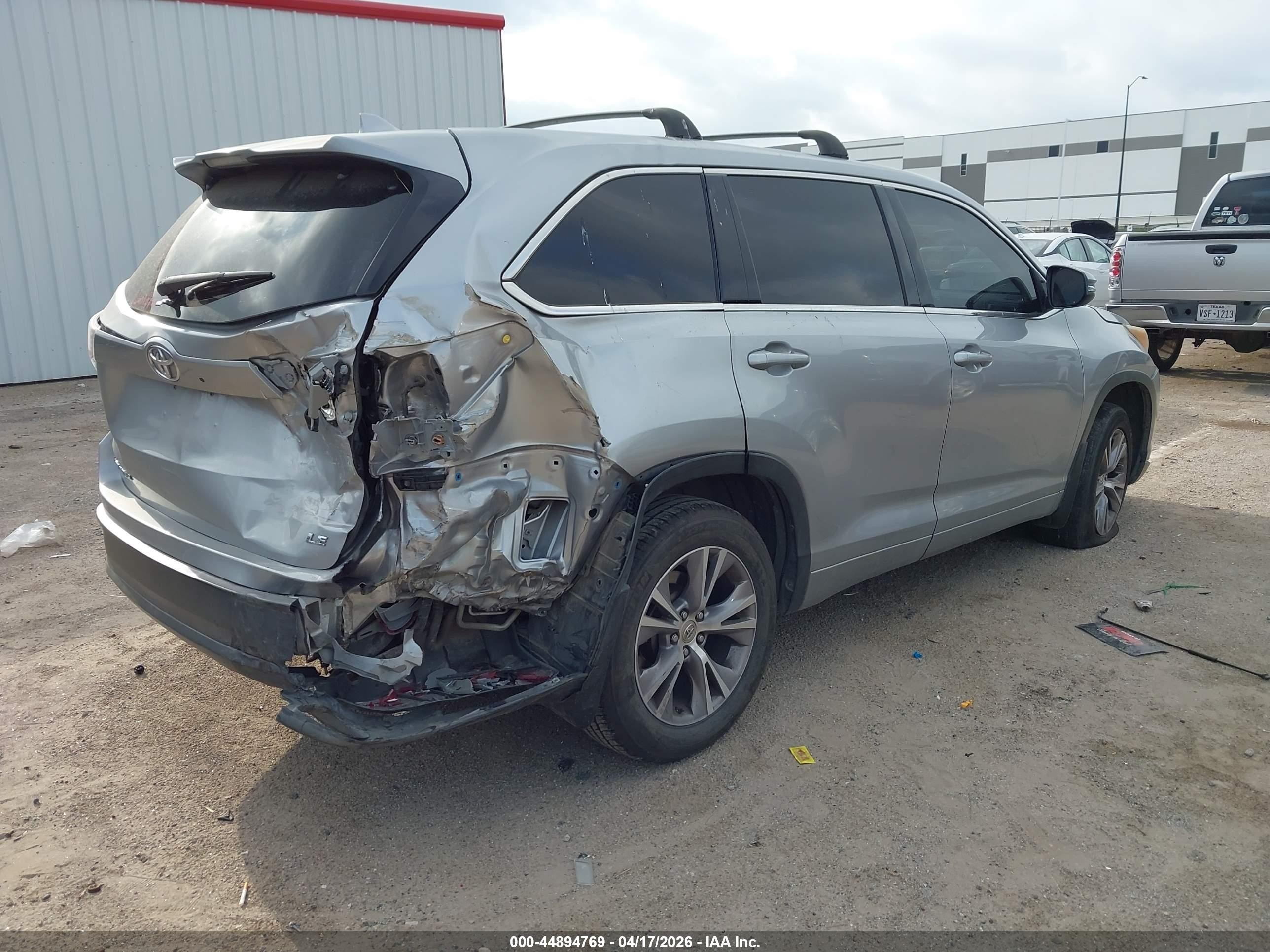 2015 Toyota Highlander Le Plus V6 Серый vin: 5TDZKRFH6FS064410