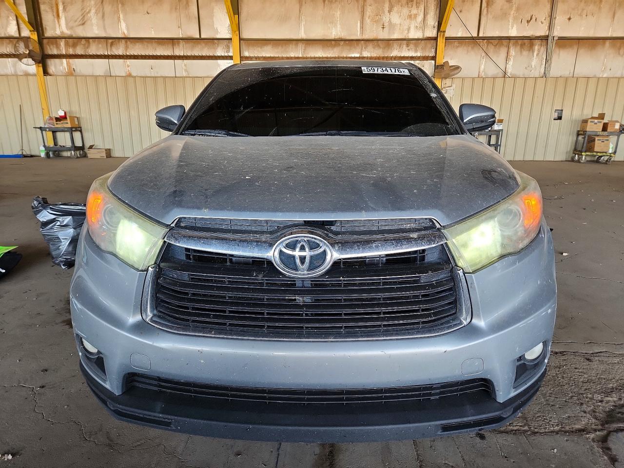2015 Toyota Highlander Le Plus Silver vin: 5TDZKRFH6FS082602