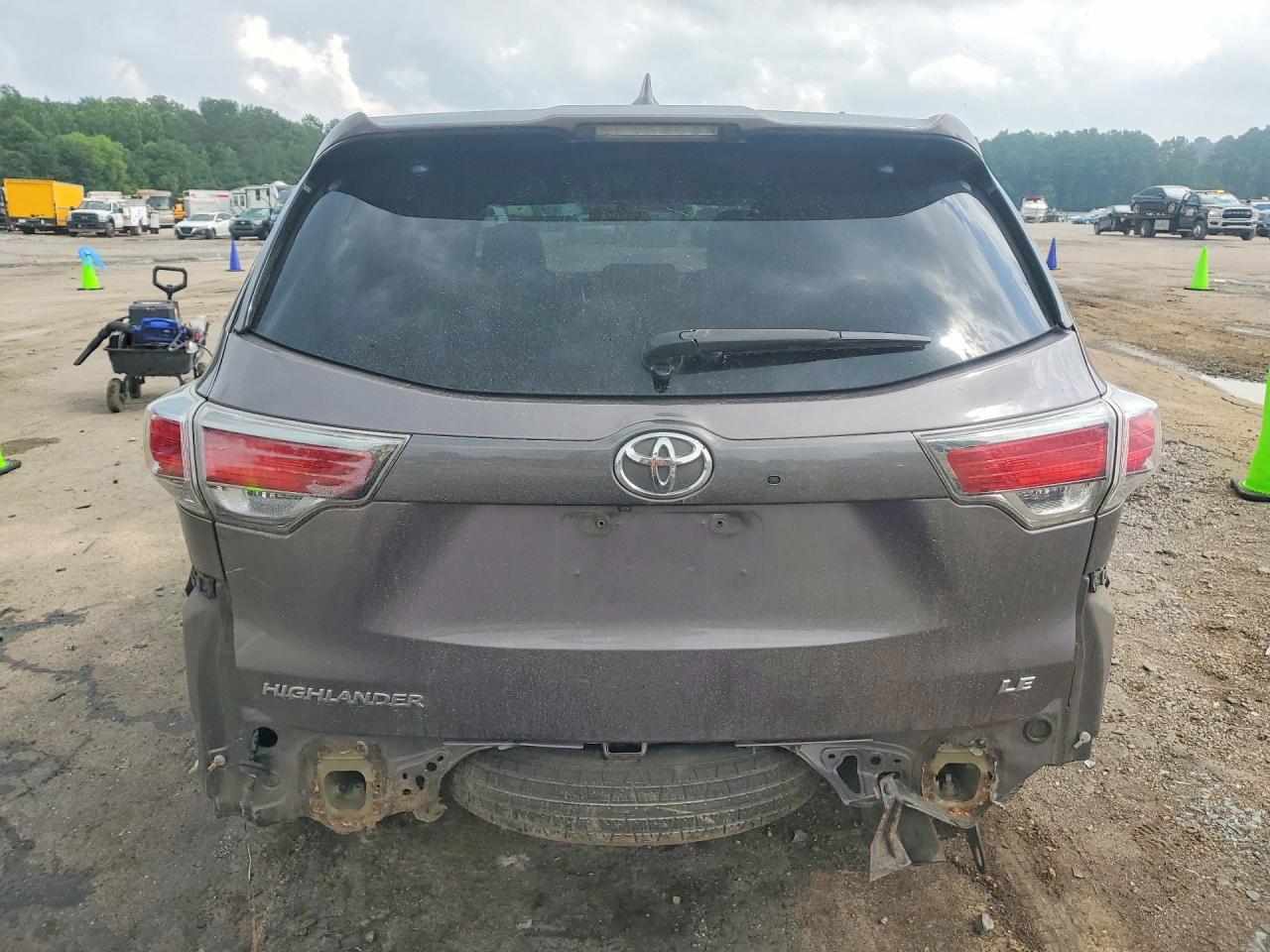2015 Toyota Highlander Le Plus Gray vin: 5TDZKRFH7FS090868