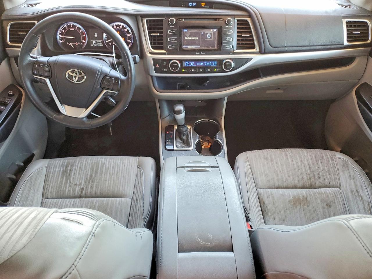 2014 Toyota Highlander Le Plus Blue vin: 5TDZKRFH8ES034789