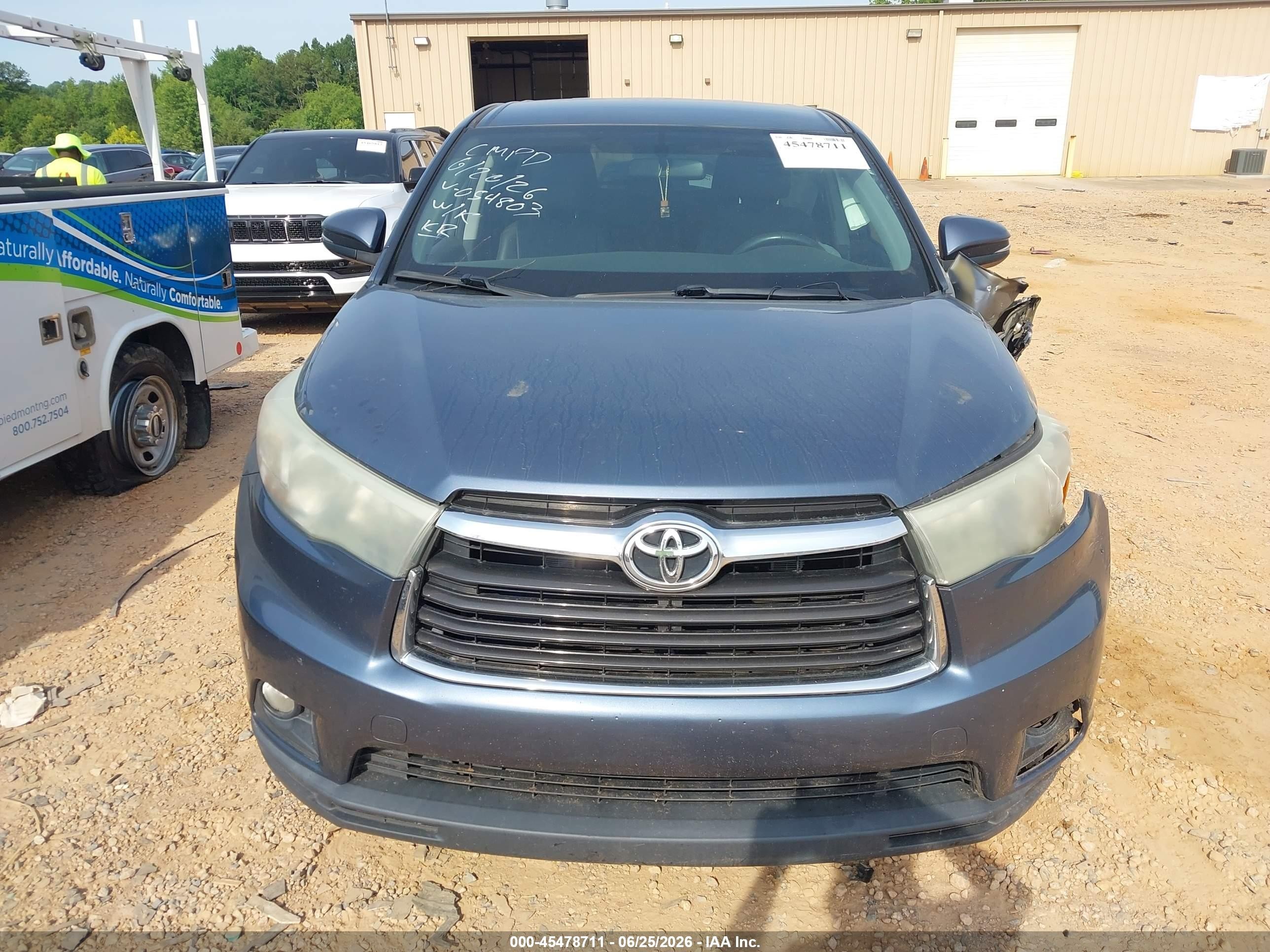 2015 Toyota Highlander Le Plus V6 Light Blue vin: 5TDZKRFH8FS054803
