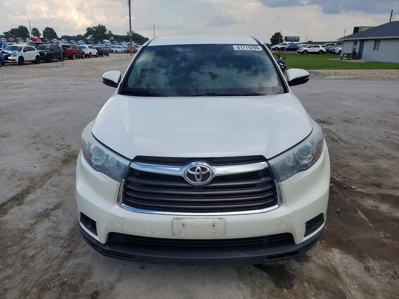 2015 Toyota Highlander Le White vin: 5TDZKRFH8FS055773