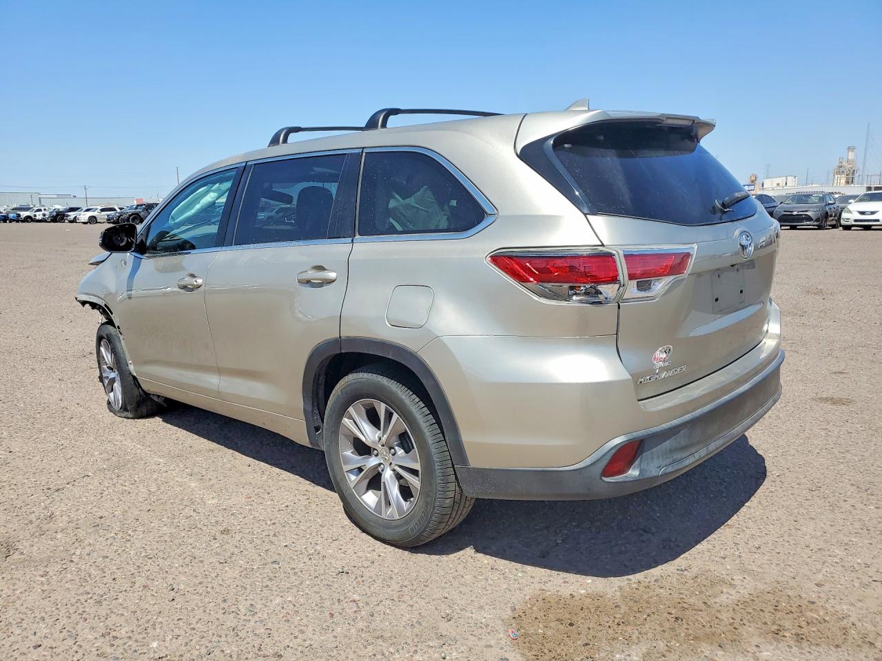 2015 Toyota Highlander Le Plus Gold vin: 5TDZKRFH8FS114790