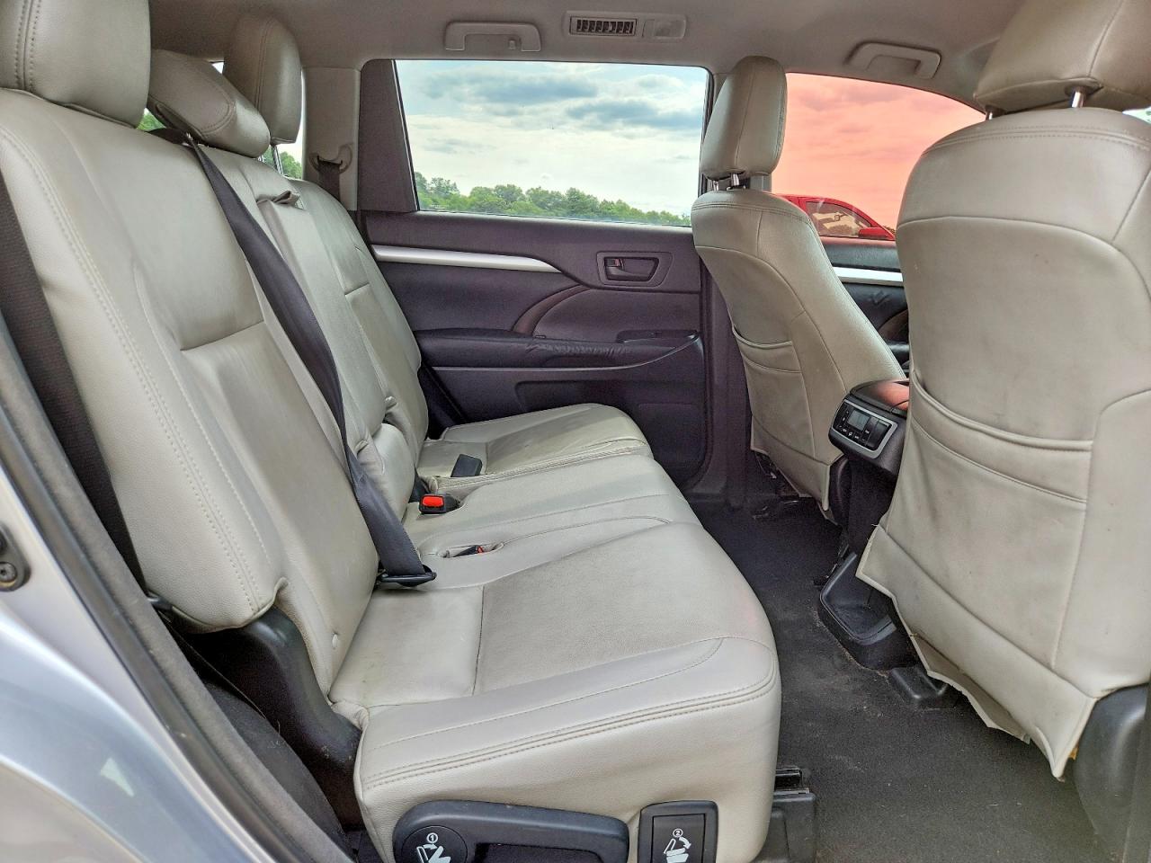 2014 Toyota Highlander Le Plus Серый vin: 5TDZKRFH9ES023218