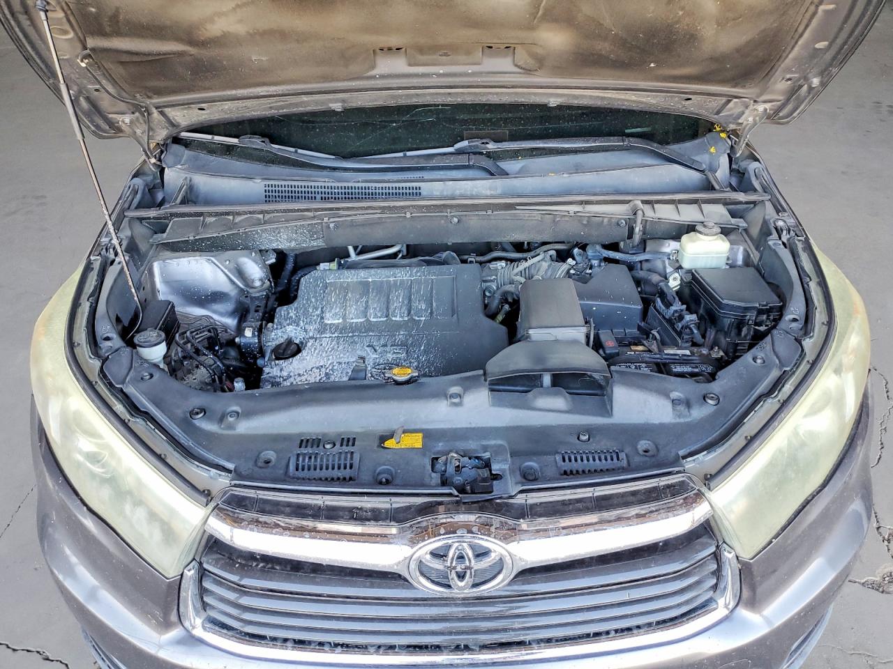 2015 Toyota Highlander Le Plus Gray vin: 5TDZKRFH9FS073232