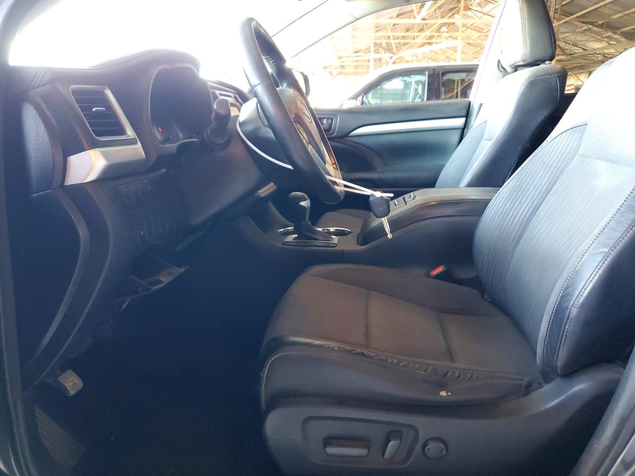 2015 Toyota Highlander Le Plus Gray vin: 5TDZKRFH9FS073232