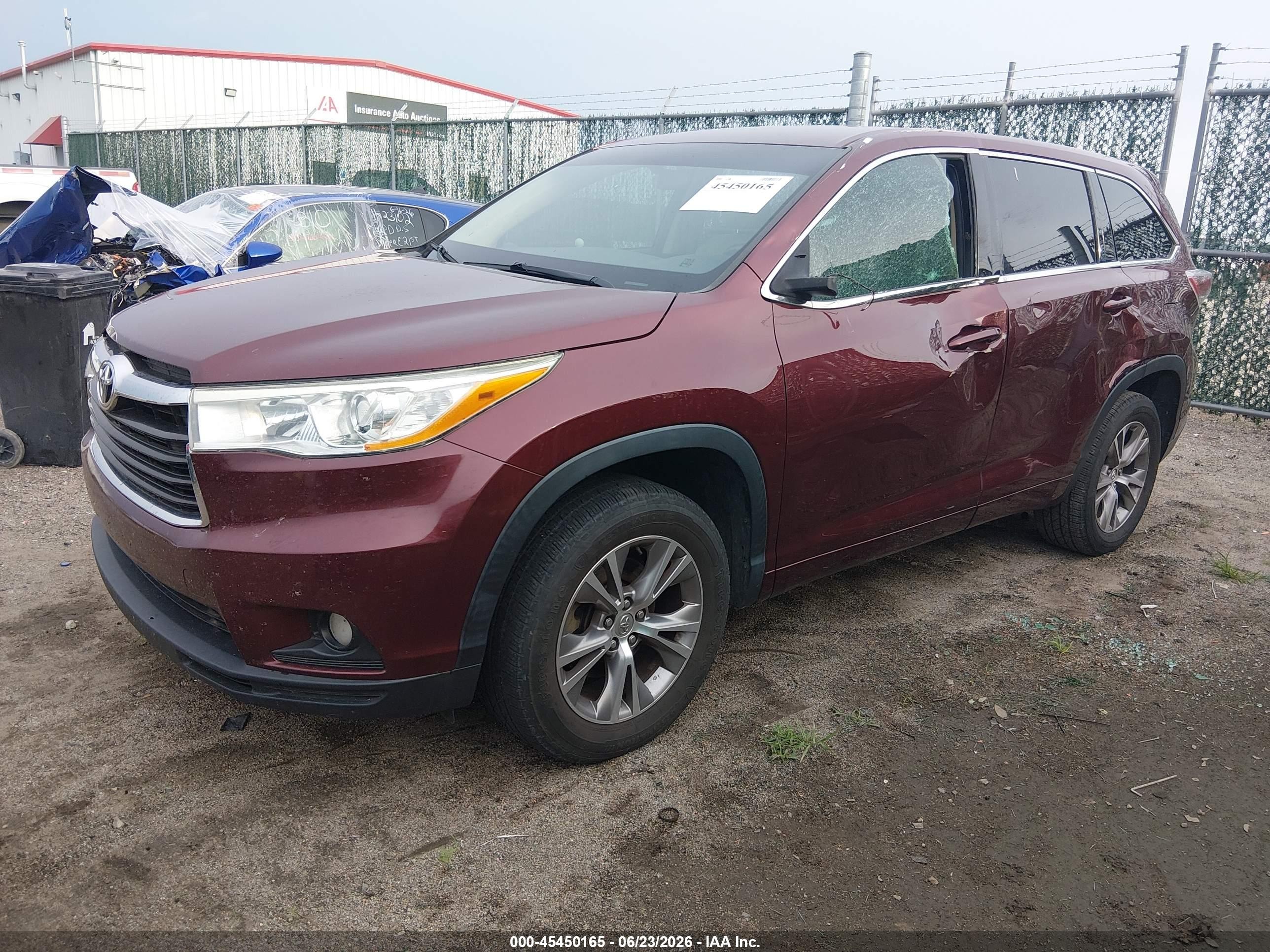 2014 Toyota Highlander Le Plus V6 Maroon vin: 5TDZKRFHXES011370