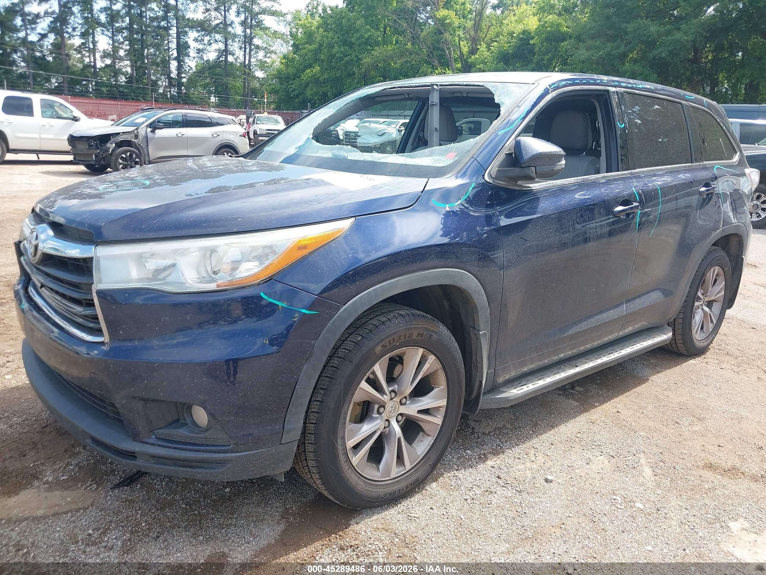 2015 Toyota Highlander Le Plus V6 Синий vin: 5TDZKRFHXFS069979