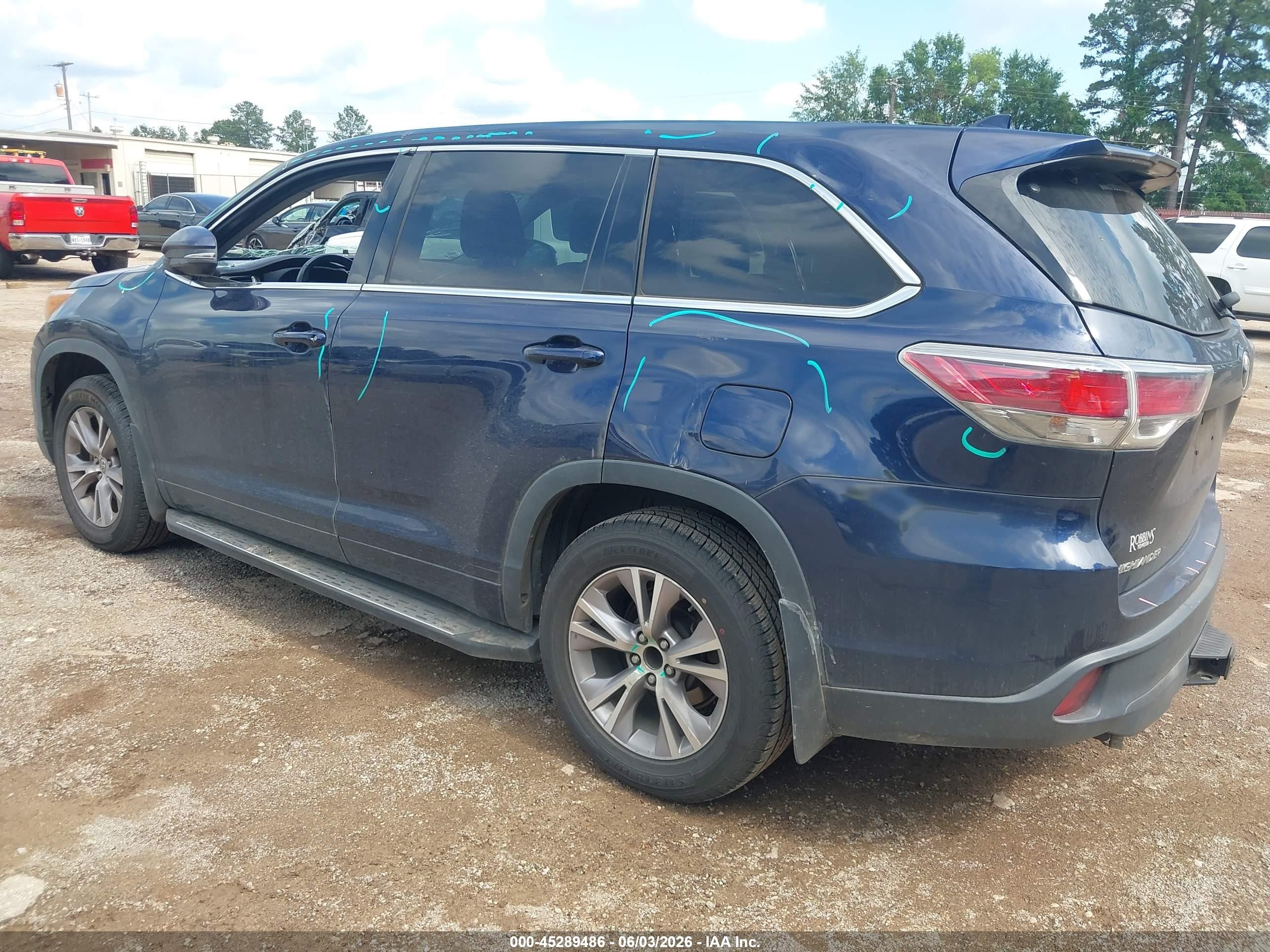 2015 Toyota Highlander Le Plus V6 Синий vin: 5TDZKRFHXFS069979