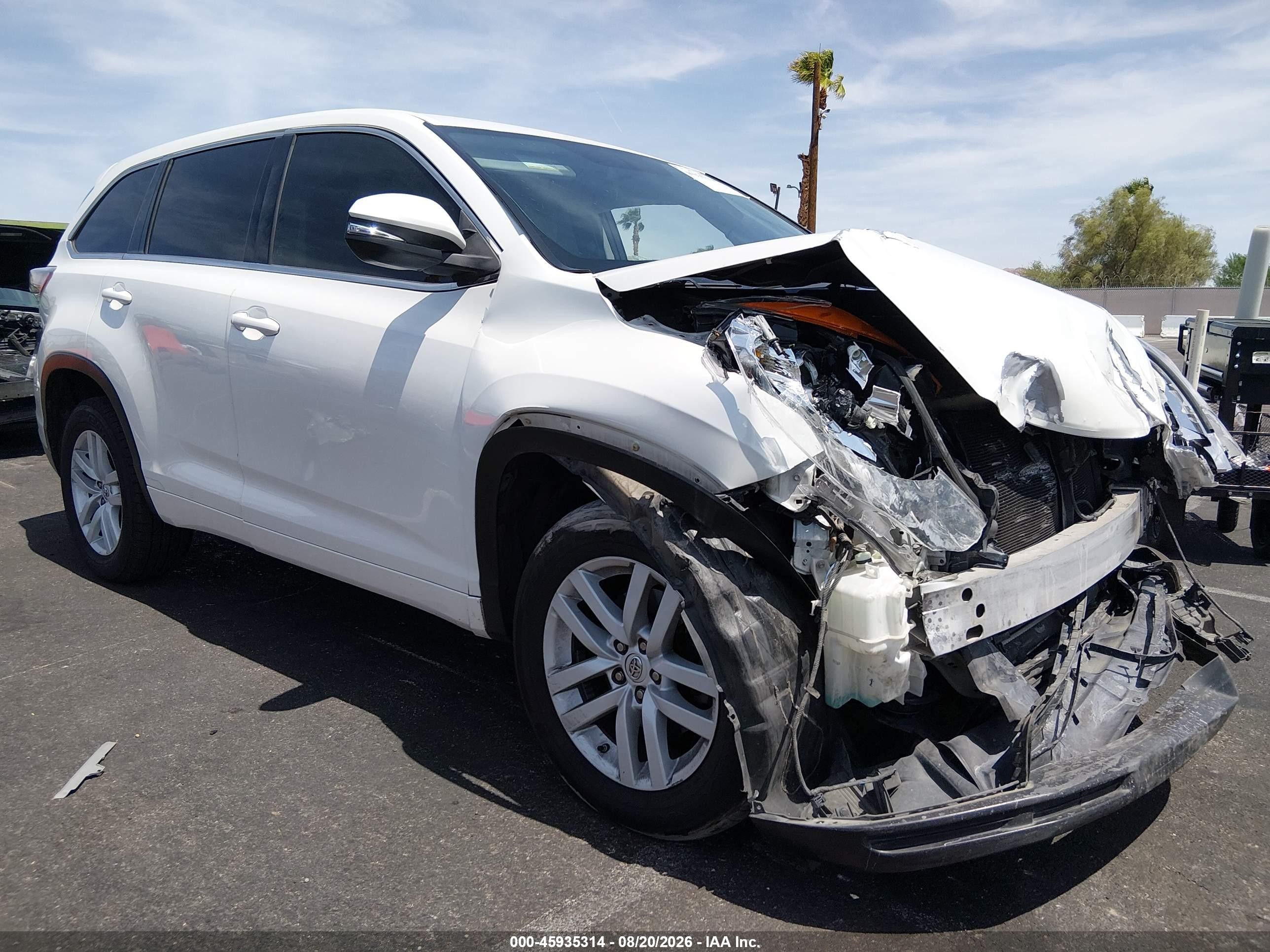 2015 Toyota Highlander Le V6 White vin: 5TDZKRFHXFS089813