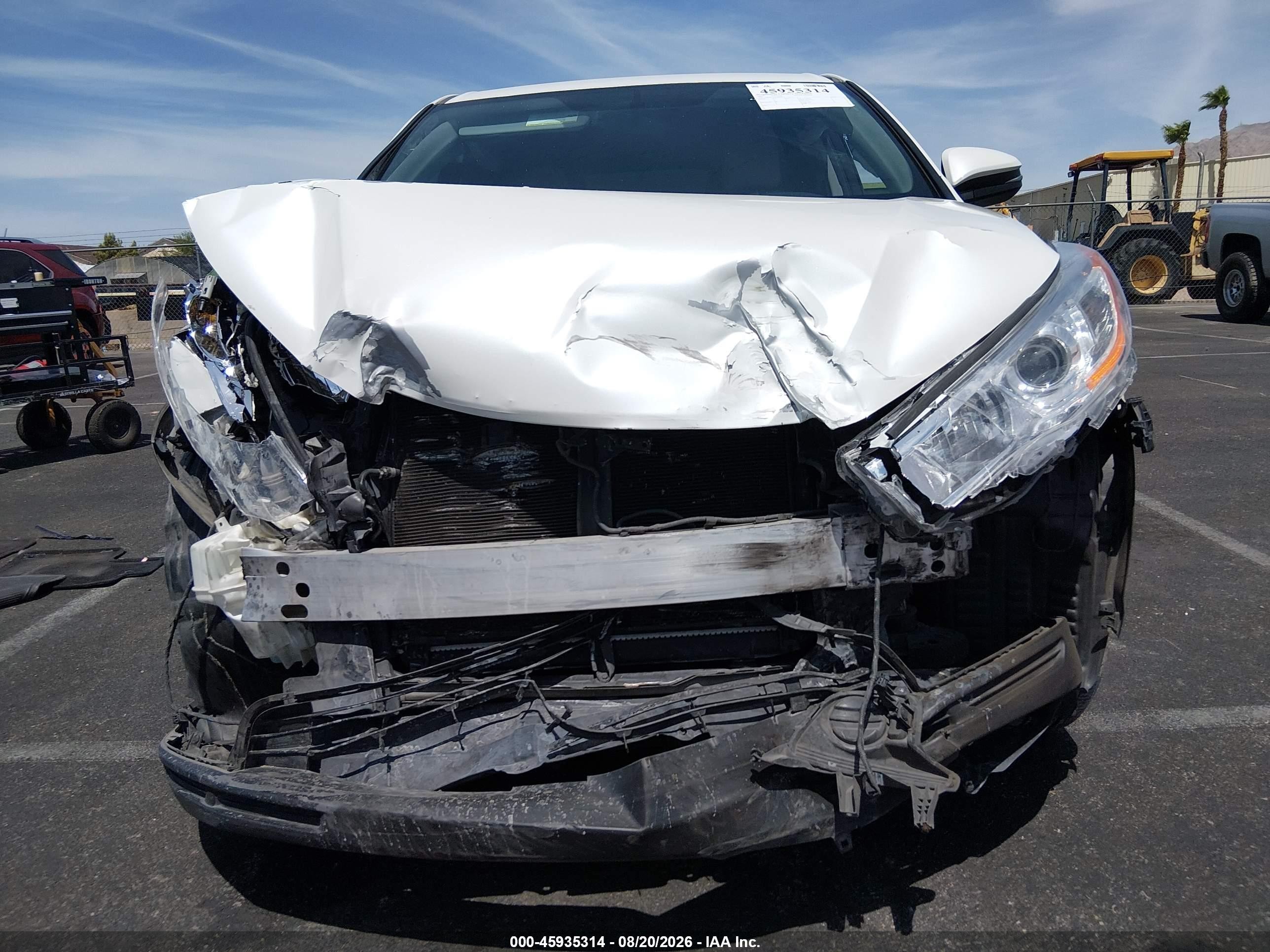 2015 Toyota Highlander Le V6 White vin: 5TDZKRFHXFS089813