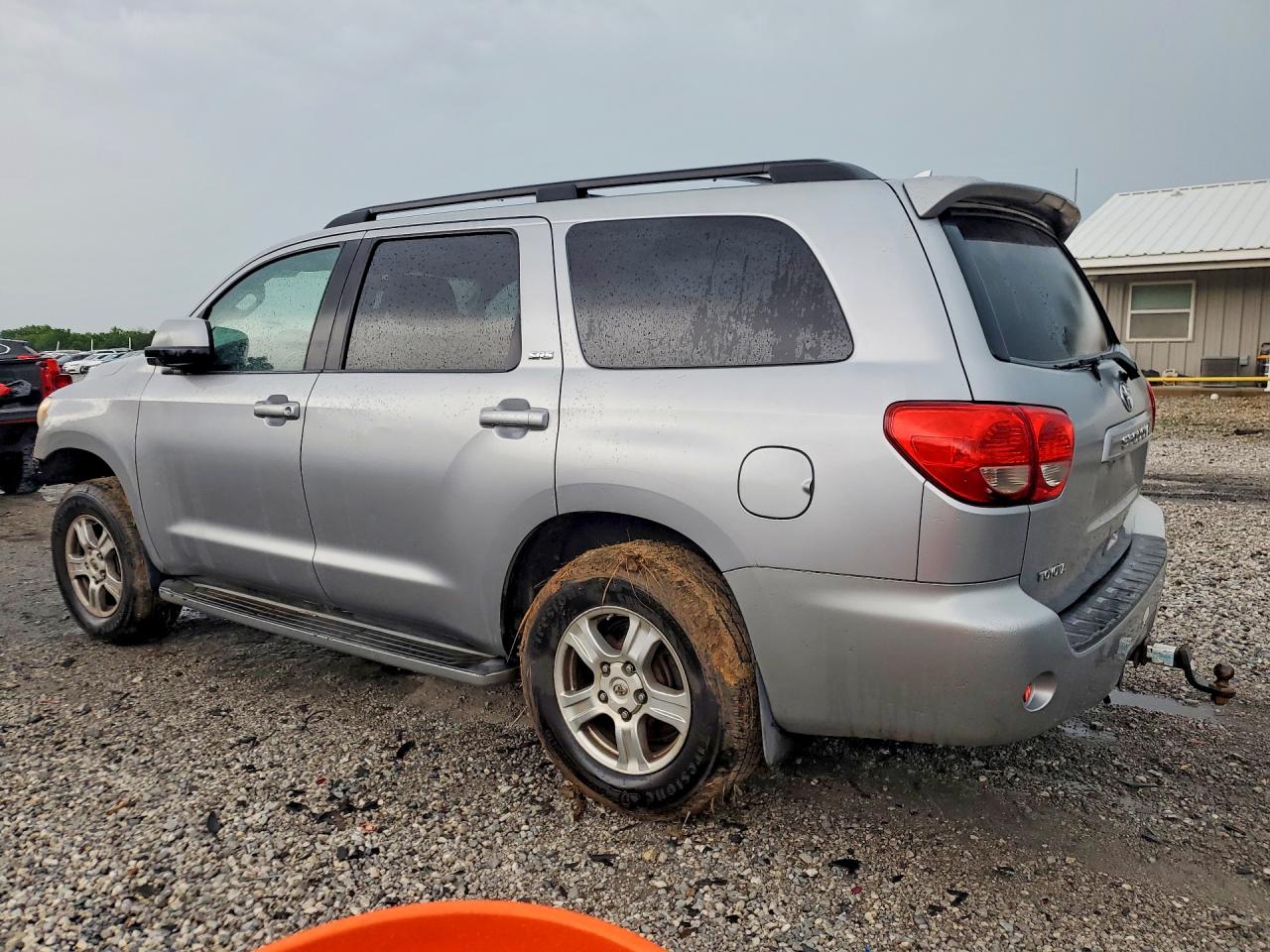 2010 Toyota Sequoia Sr5 Серебряный vin: 5TDZM5G15AS001313