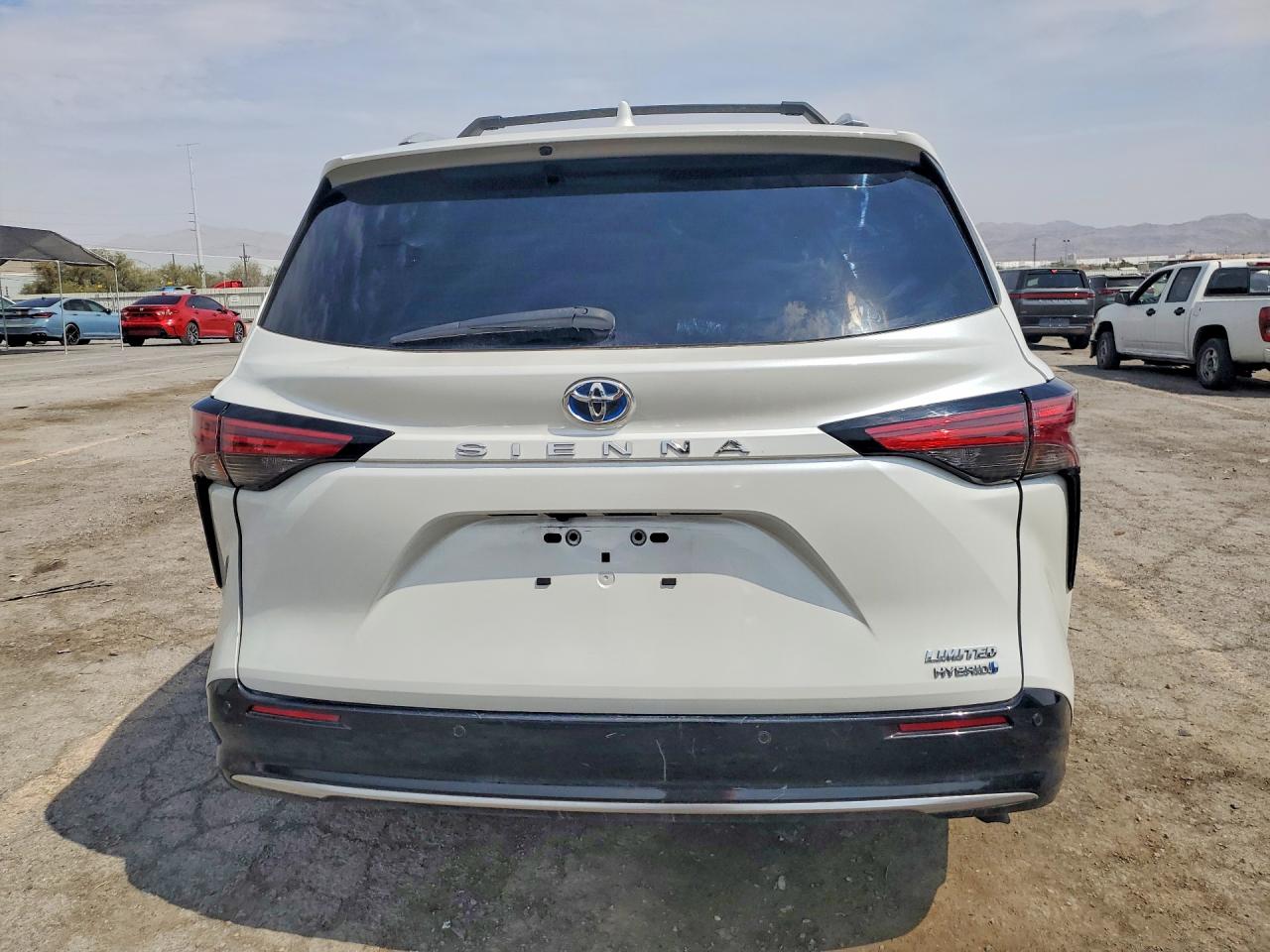 2022 Toyota Sienna Limited 7-passenger Белый vin: 5TDZRKECXNS123773