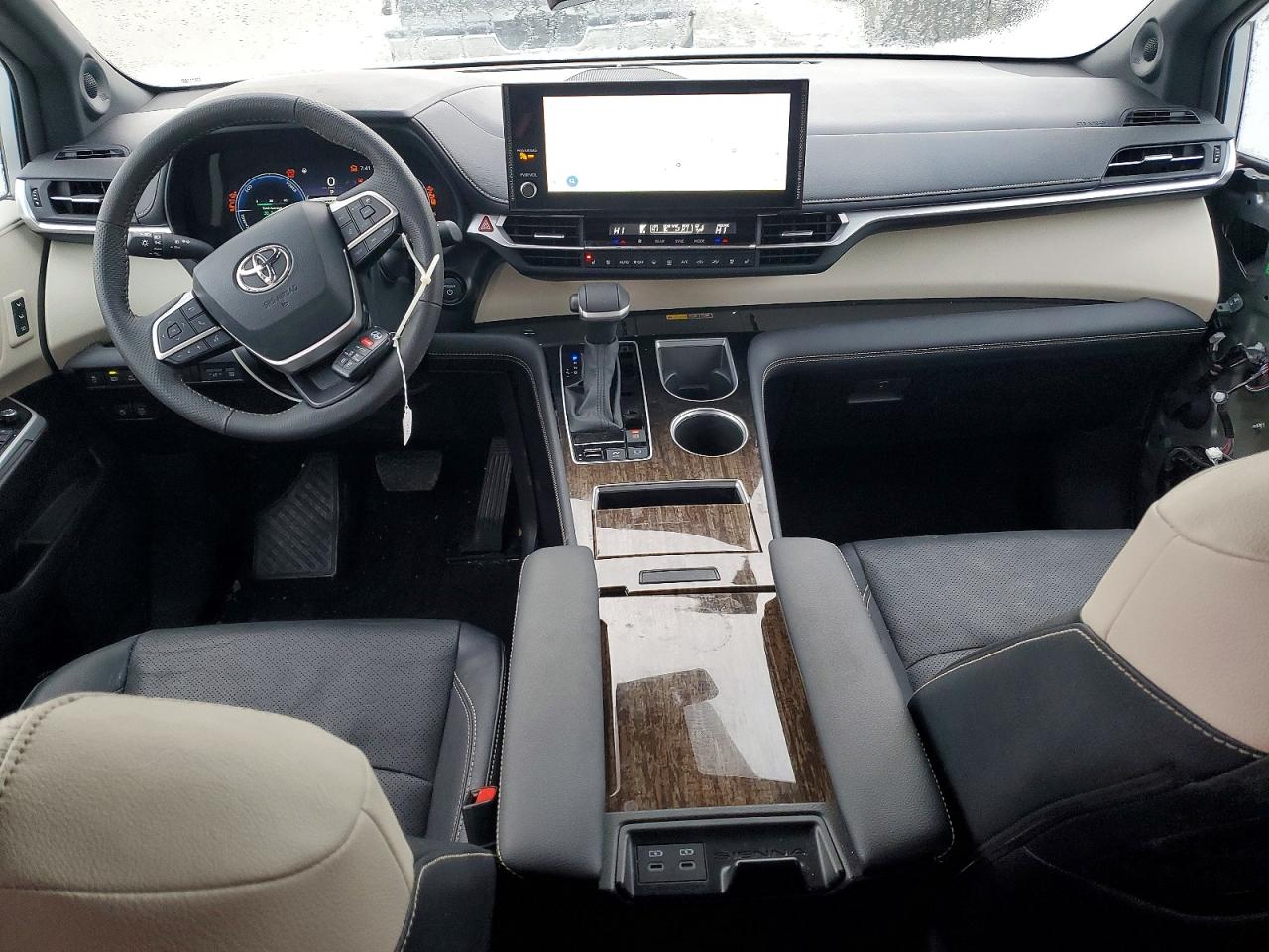 2025 Toyota Sienna Limited Silver vin: 5TDZSKFCXSS196236