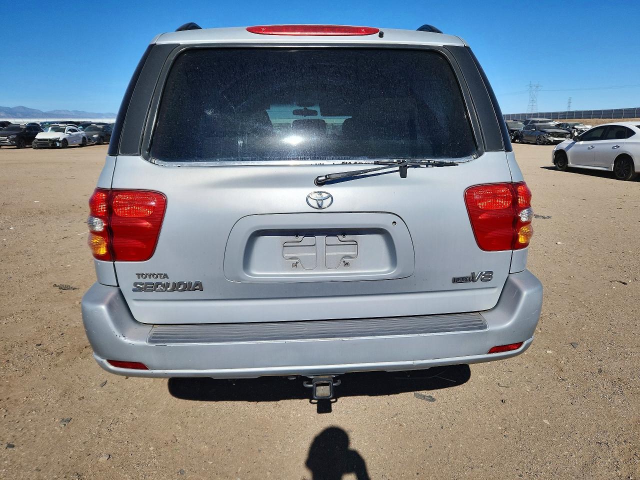 2002 Toyota Sequoia Sr5 Silver vin: 5TDZT34A02S085926