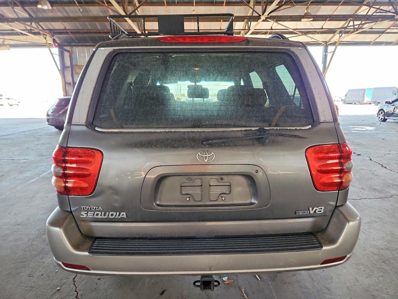 2004 Toyota Sequoia Sr5 Gray vin: 5TDZT34A04S223368