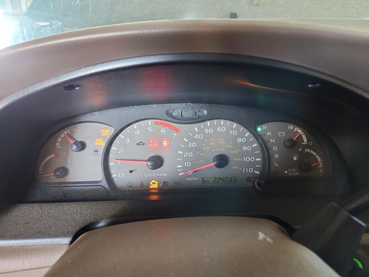 2004 Toyota Sequoia Sr5 Gray vin: 5TDZT34A04S223368