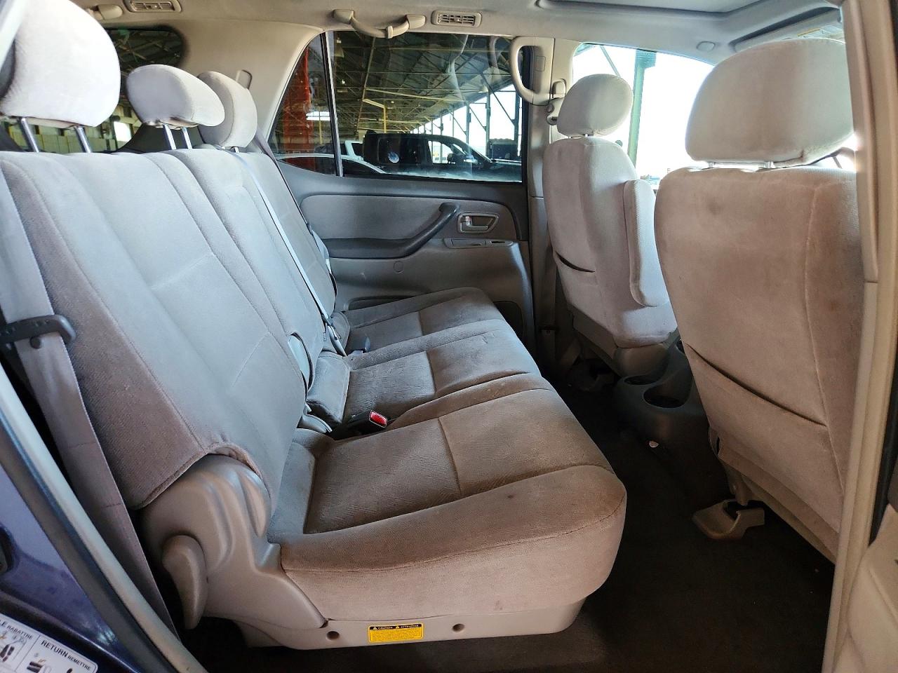 2004 Toyota Sequoia Sr5 Blue vin: 5TDZT34A04S237111