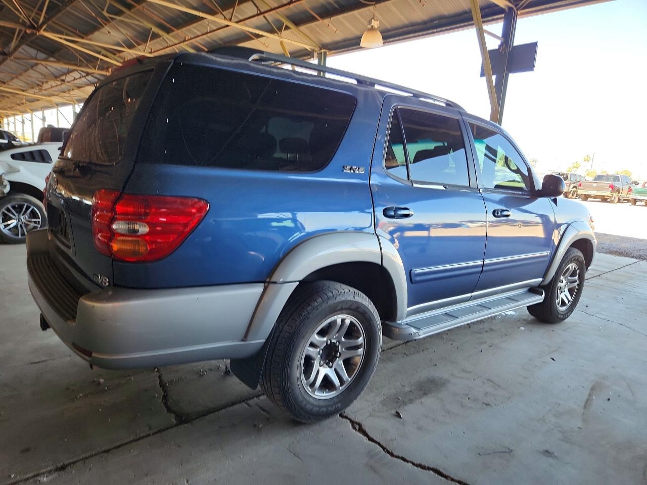 2004 Toyota Sequoia Sr5 Blue vin: 5TDZT34A04S237111