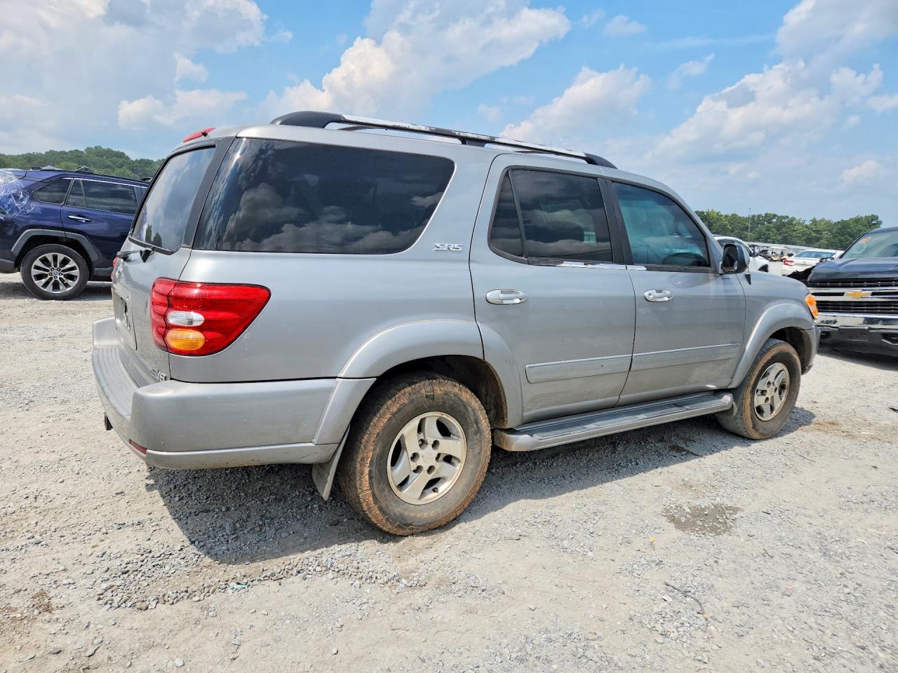 2003 Toyota Sequoia Sr5 Silver vin: 5TDZT34A13S160909