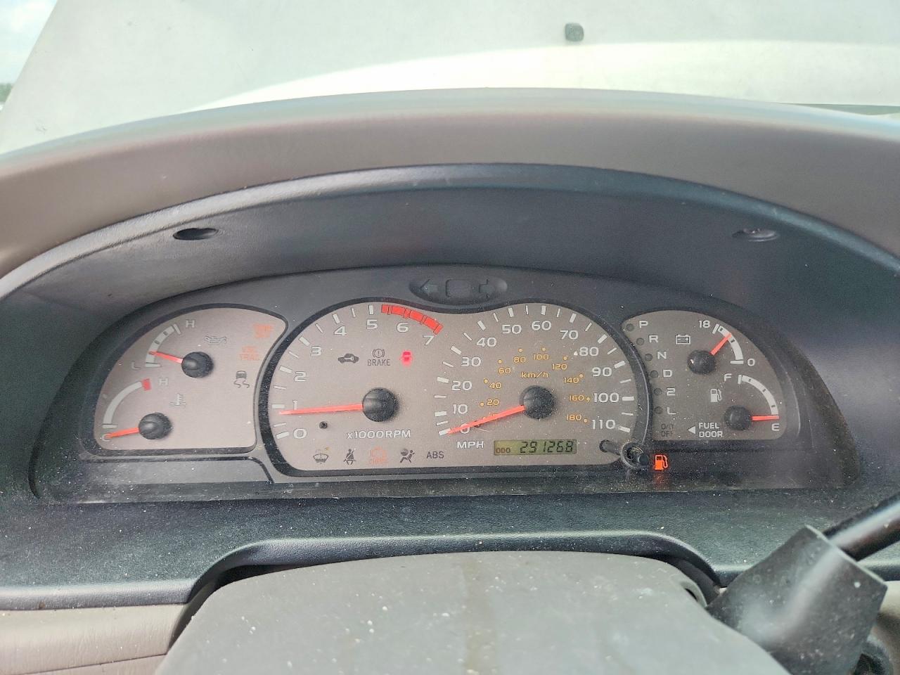 2003 Toyota Sequoia Sr5 Silver vin: 5TDZT34A13S160909