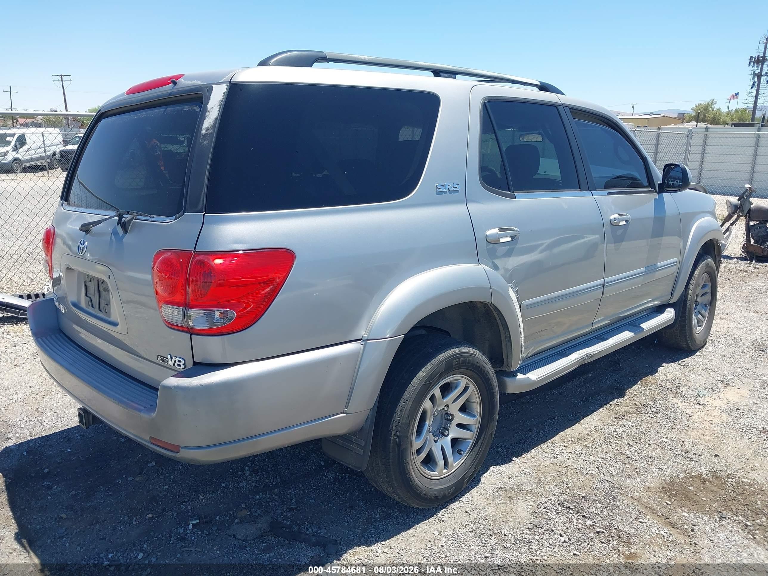 2005 Toyota Sequoia Sr5 V8 Silver vin: 5TDZT34A15S242531