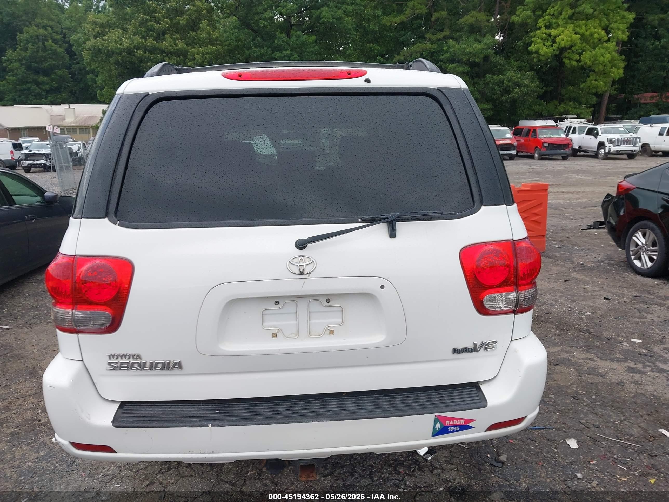 2007 Toyota Sequoia Sr5 V8 White vin: 5TDZT34A17S296950