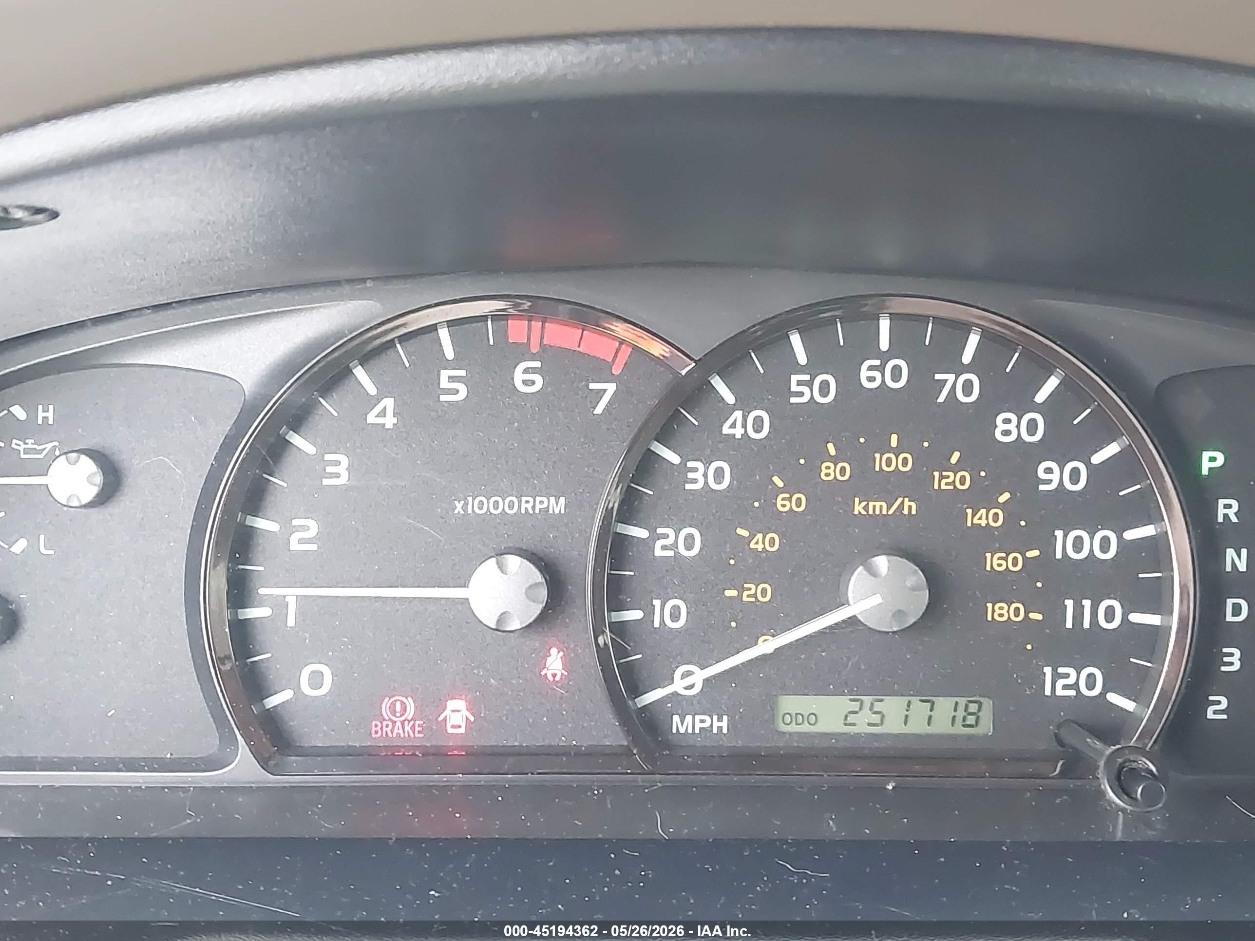2007 Toyota Sequoia Sr5 V8 White vin: 5TDZT34A17S296950