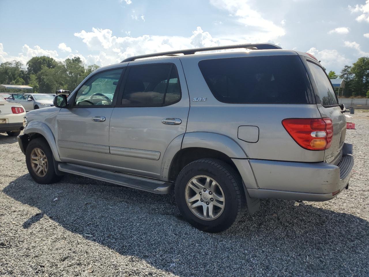 2004 Toyota Sequoia Sr5 Silver vin: 5TDZT34A24S228913