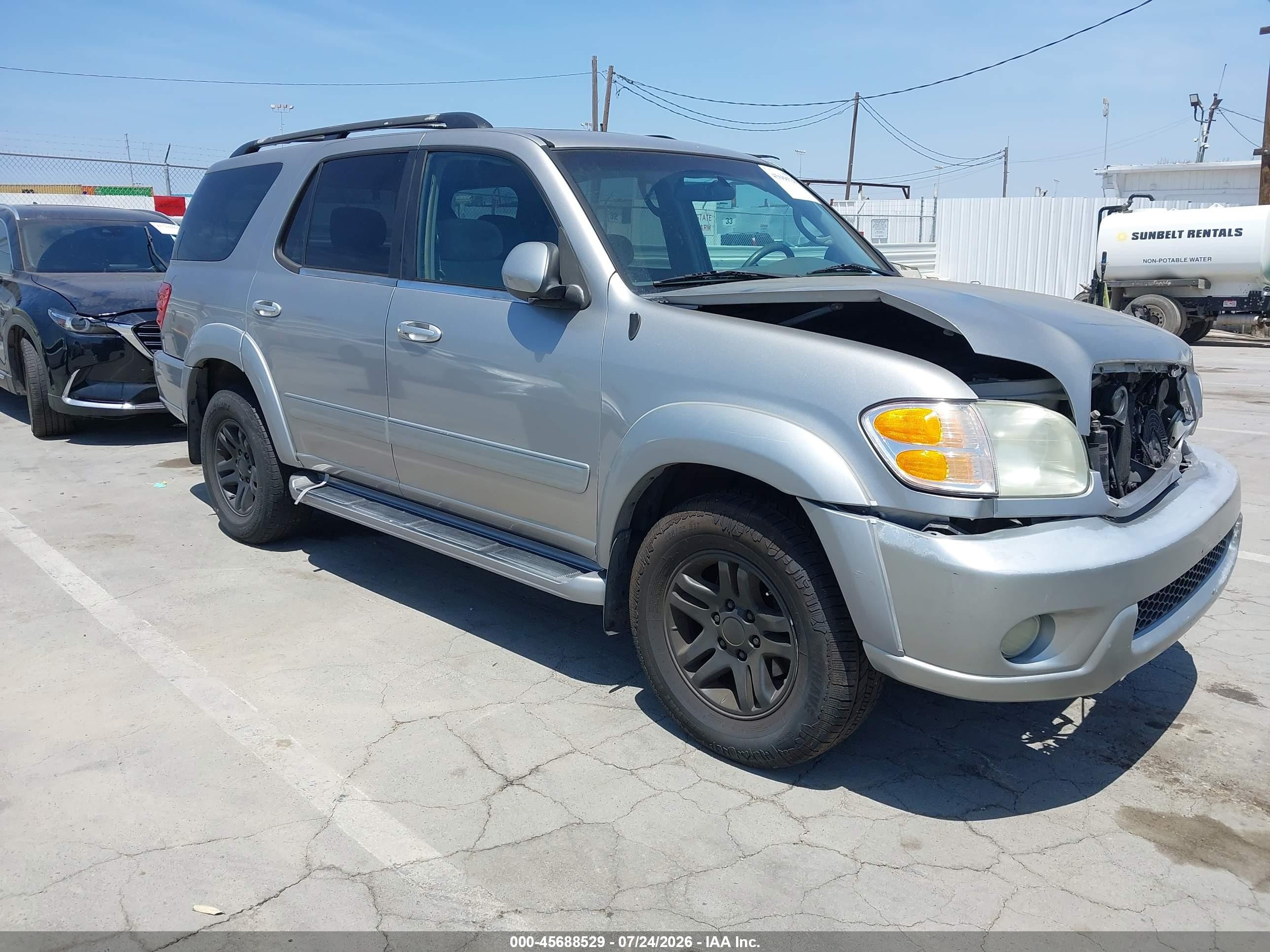 2003 Toyota Sequoia Sr5 V8 Серебряный vin: 5TDZT34A33S145697