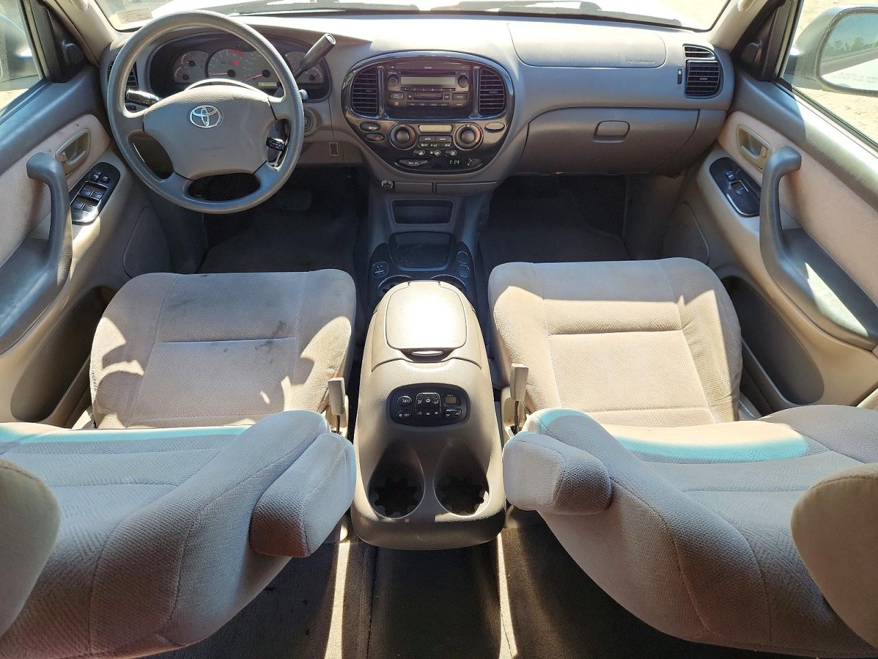 2004 Toyota Sequoia Sr5 White vin: 5TDZT34A34S206077