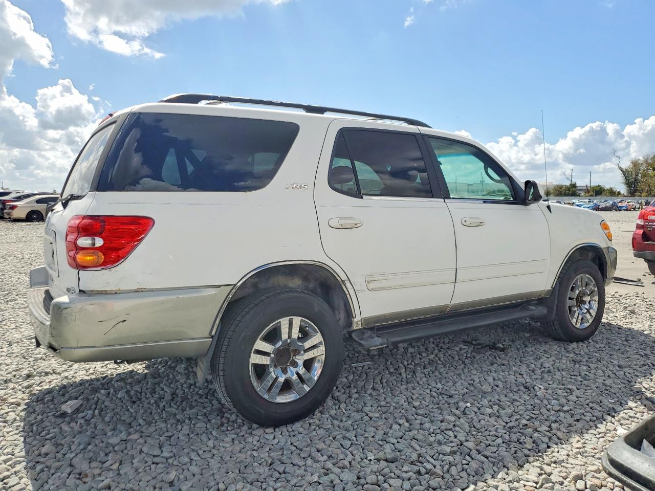 2001 Toyota Sequoia Sr5 White vin: 5TDZT34A51S033805