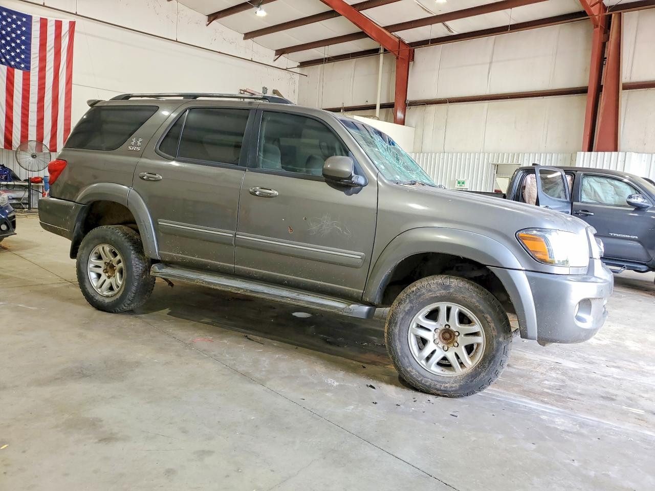 2005 Toyota Sequoia Sr5 Gray vin: 5TDZT34A55S246114