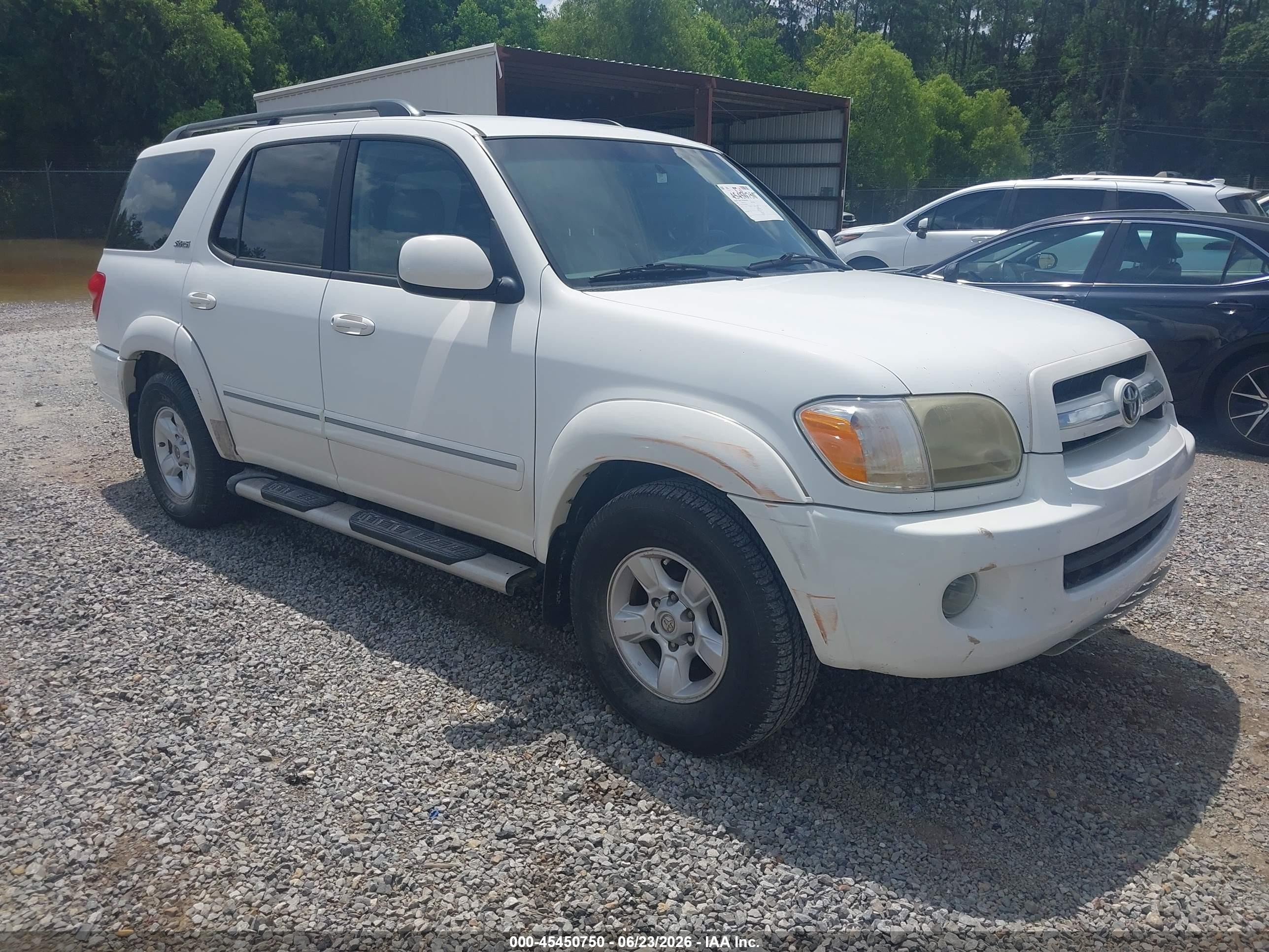 2005 Toyota Sequoia Sr5 V8 Белый vin: 5TDZT34A55S258201