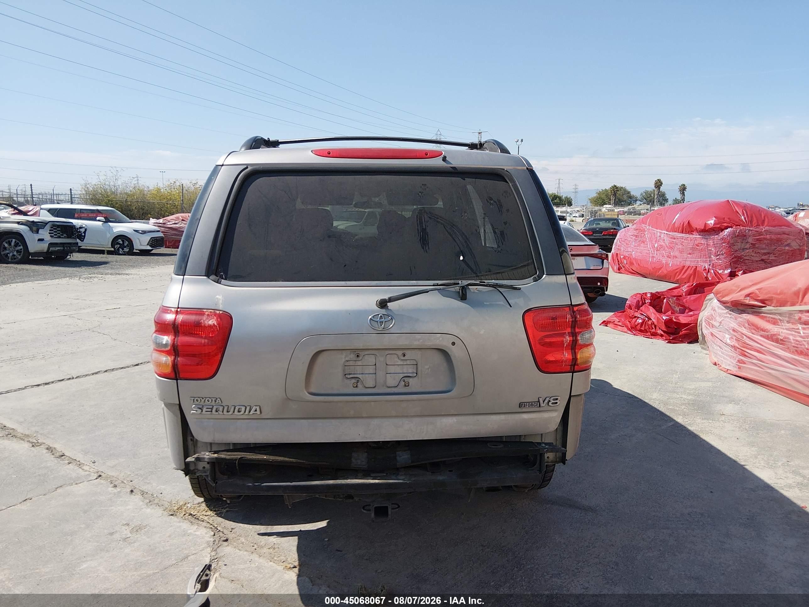 2002 Toyota Sequoia Sr5 V8 Silver vin: 5TDZT34A62S064885