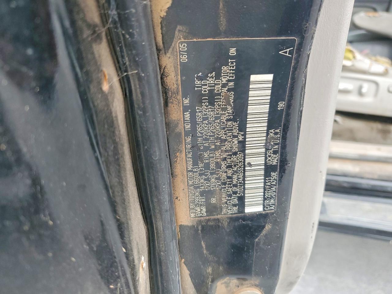 2005 Toyota Sequoia Sr5 Black vin: 5TDZT34A65S263097