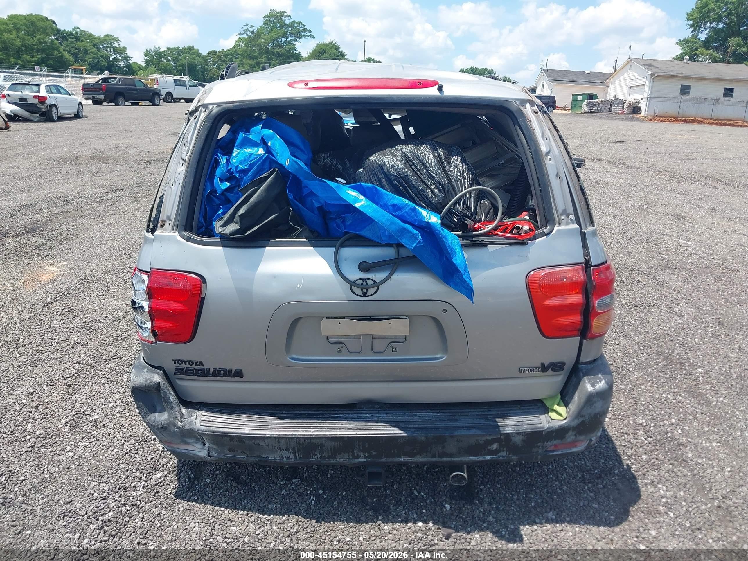 2001 Toyota Sequoia Sr5 V8 Silver vin: 5TDZT34A71S022725