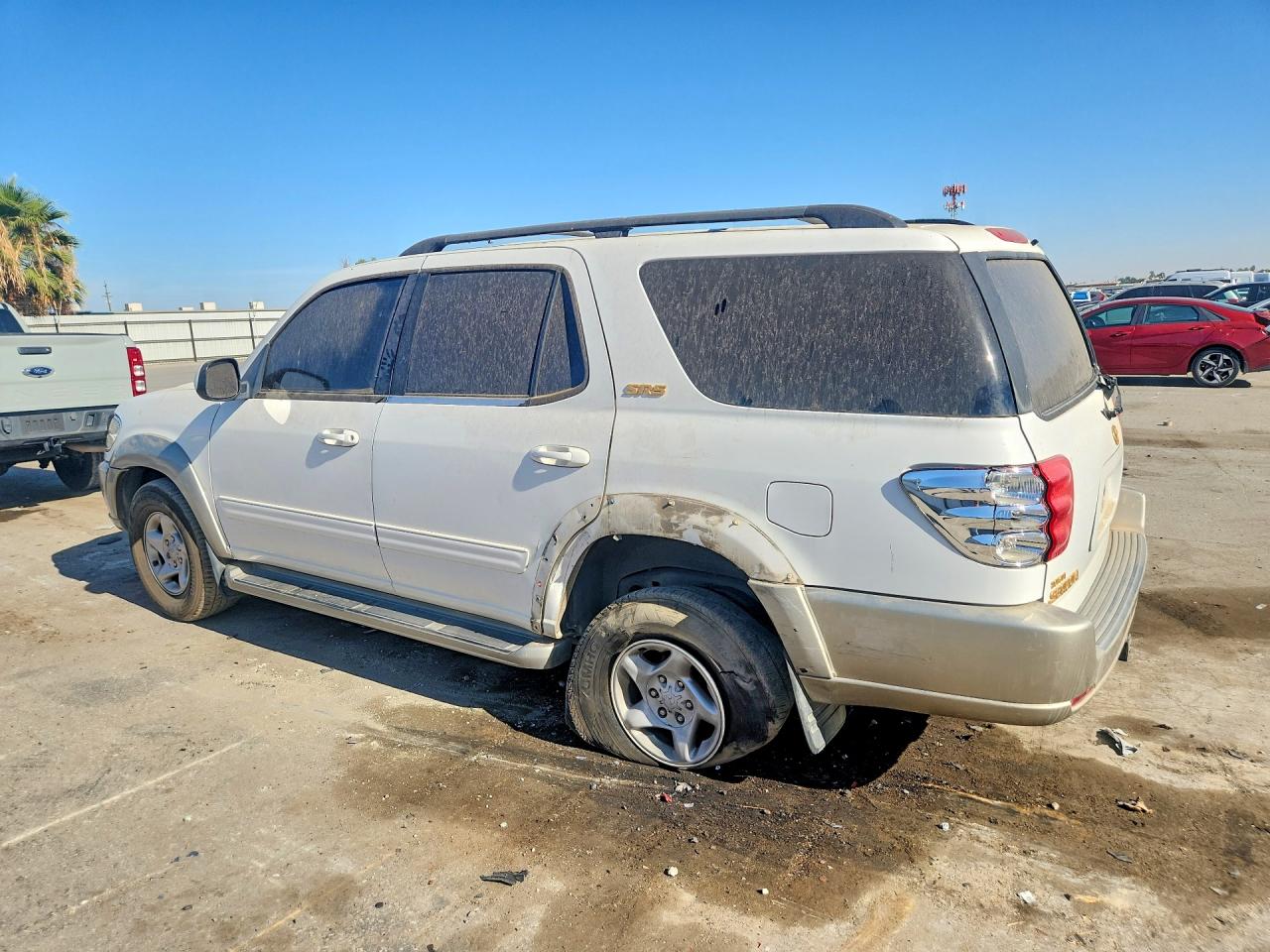 2001 Toyota Sequoia Sr5 White vin: 5TDZT34A71S044210