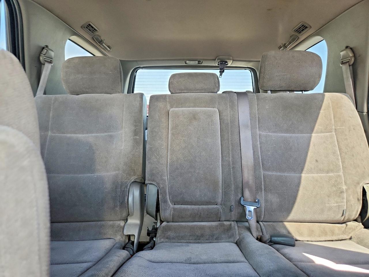 2002 Toyota Sequoia Sr5 Black vin: 5TDZT34A72S072865