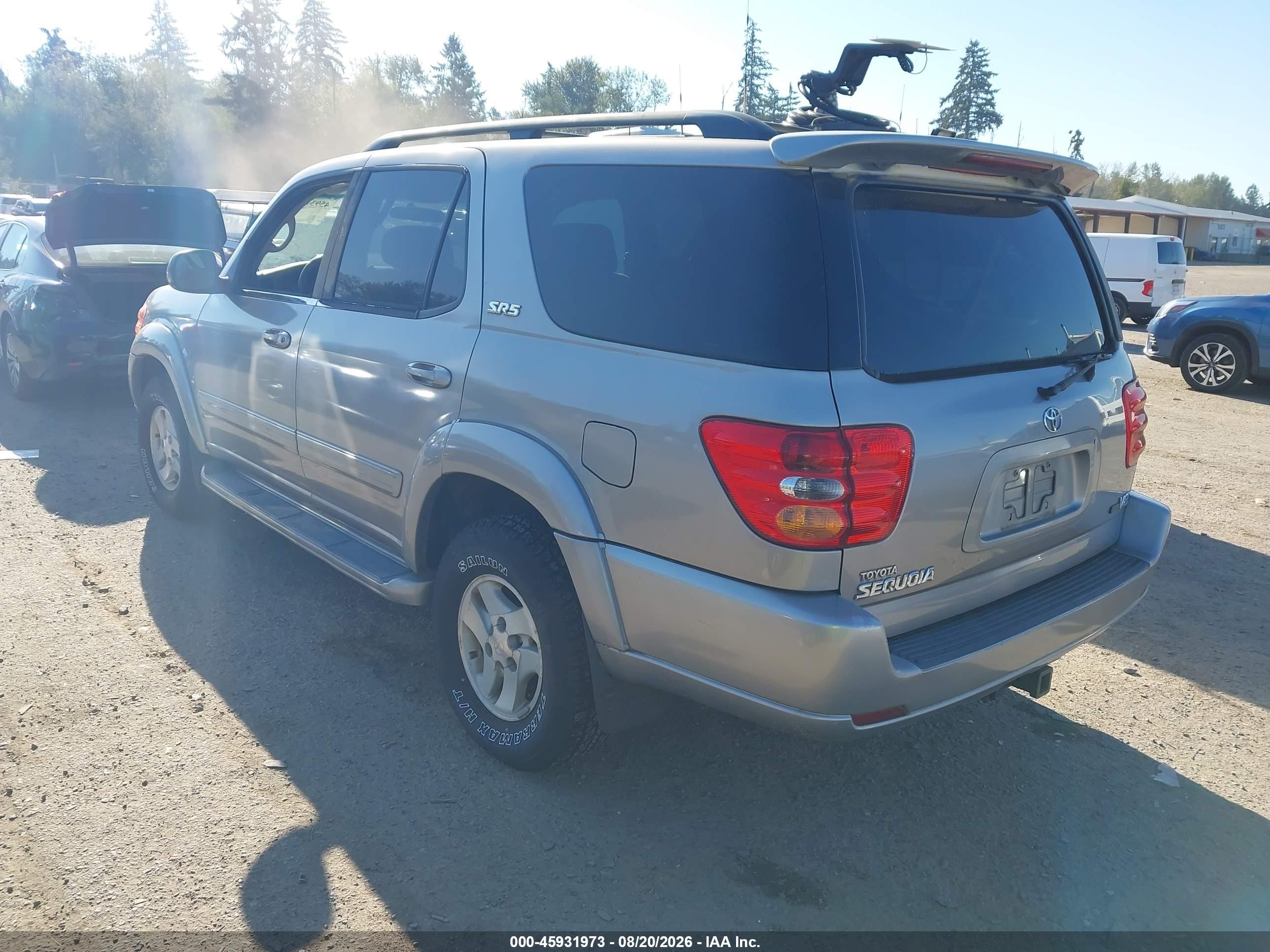 2003 Toyota Sequoia Sr5 V8 Silver vin: 5TDZT34A83S184429