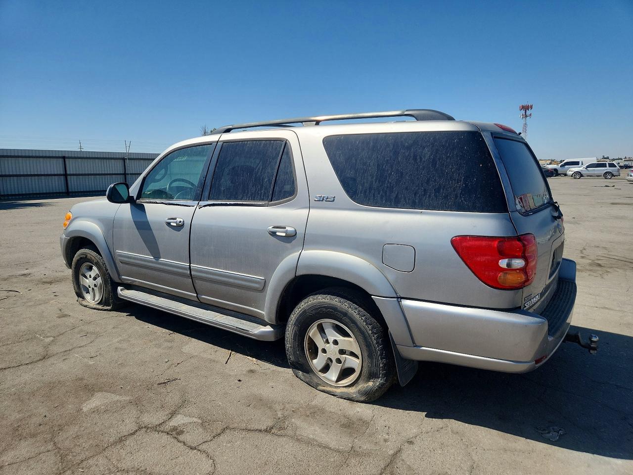 2004 Toyota Sequoia Sr5 Gray vin: 5TDZT34A84S228690
